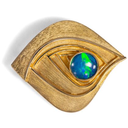 Ungewöhnliche vintage Brosche mit Opal in Gold, Deutschland um 1990 Ungewöhnliche vintage Brosche mit Opal in Gold, Deutschland um 1990