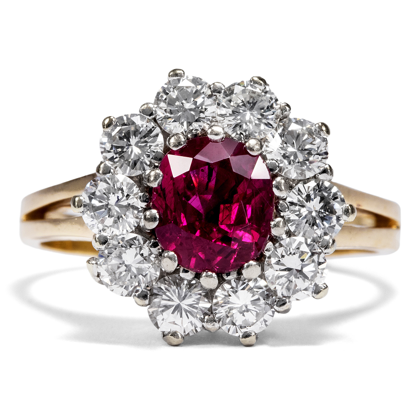 First Class Vintage Entourage Ring With Ruby & Diamonds in Gold, Circa 1970