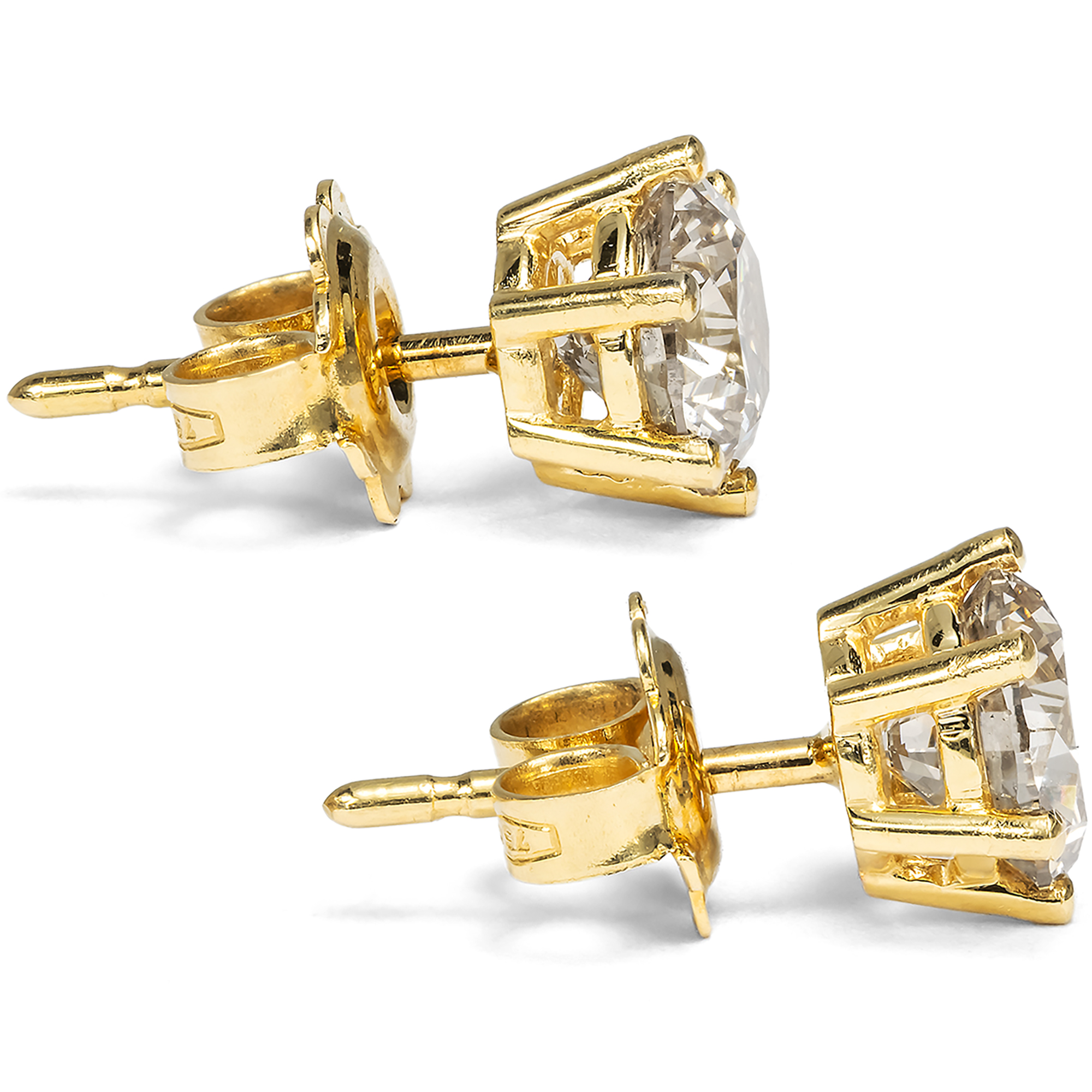 Ungewöhnliche Ohrstecker mit 2,05 ct hellbraunen Brillanten in Gold, um 2000 Ungewöhnliche Ohrstecker mit 2,05 ct hellbraunen Brillanten in Gold, um 2000