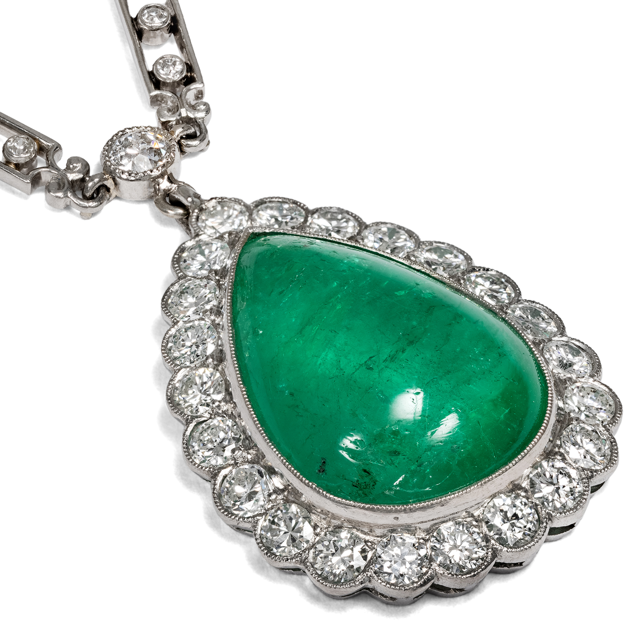 Vintage Pendant With Colombian Emerald & Diamonds on an Antique Platinum Chain, circa 1920 / circa 1960
