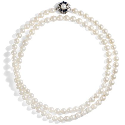 Standing Ovation • Elegant Opera Length Pearl Necklace with