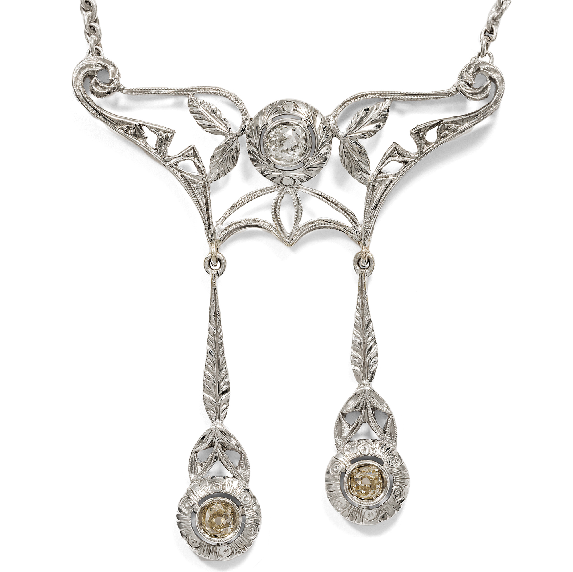 Detailreiches Negligé-Collier mit Diamanten in Platin, um 1910