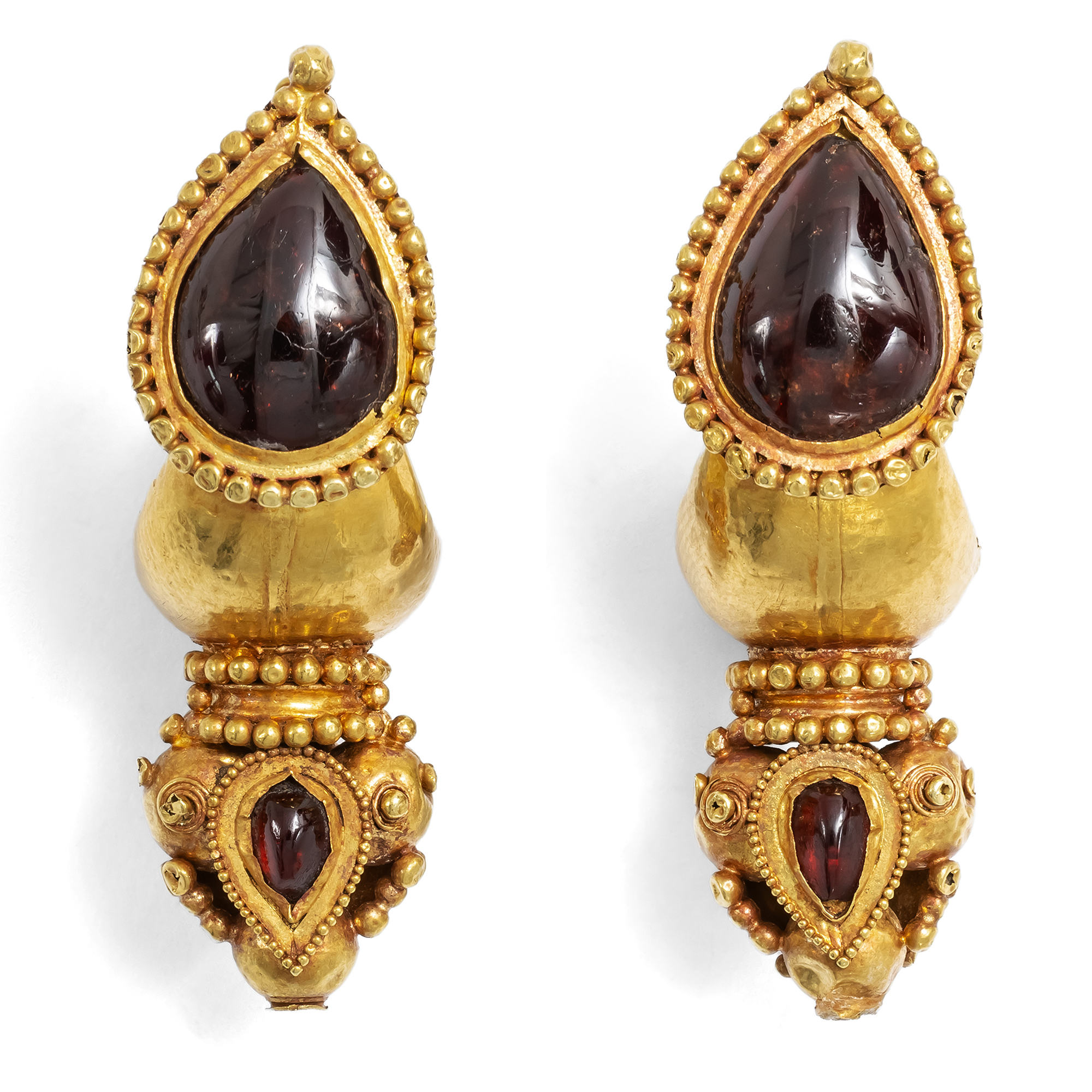 Fabelhafte, antike römische Ohrringe mit Granat in Gold, 2. Jh. n. Chr. Fabelhafte, antike römische Ohrringe mit Granat in Gold, 2. Jh. n. Chr.