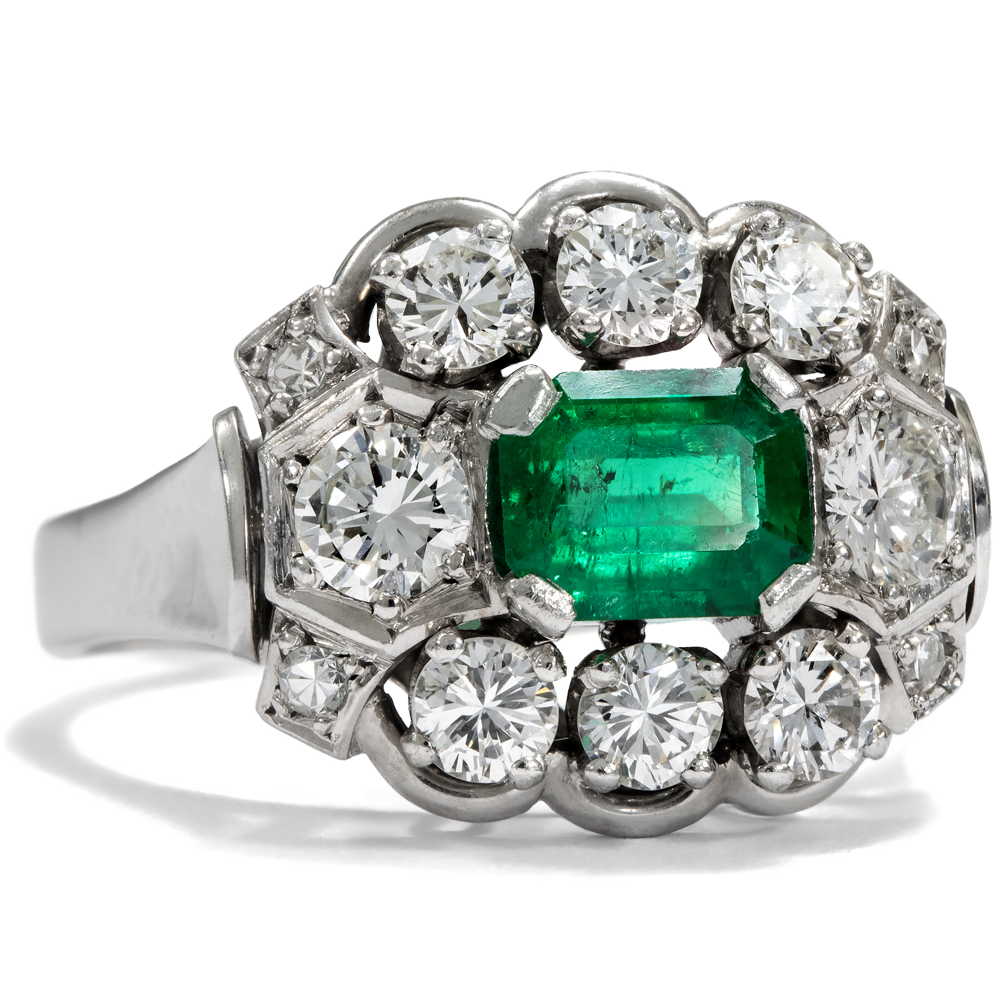 Precious Vintage Ring with Colombian Emerald & Diamonds, c. 1955