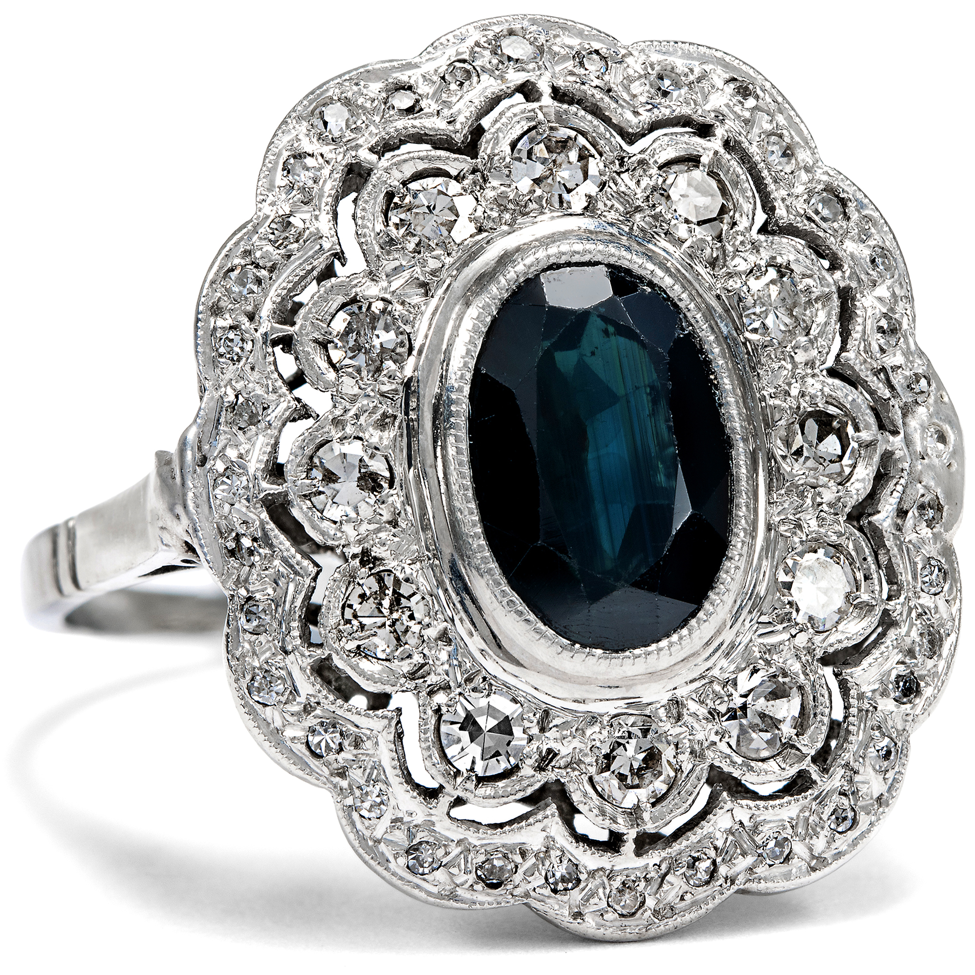 Eleganter antiker Platinring mit Saphir & Diamanten, um 1910