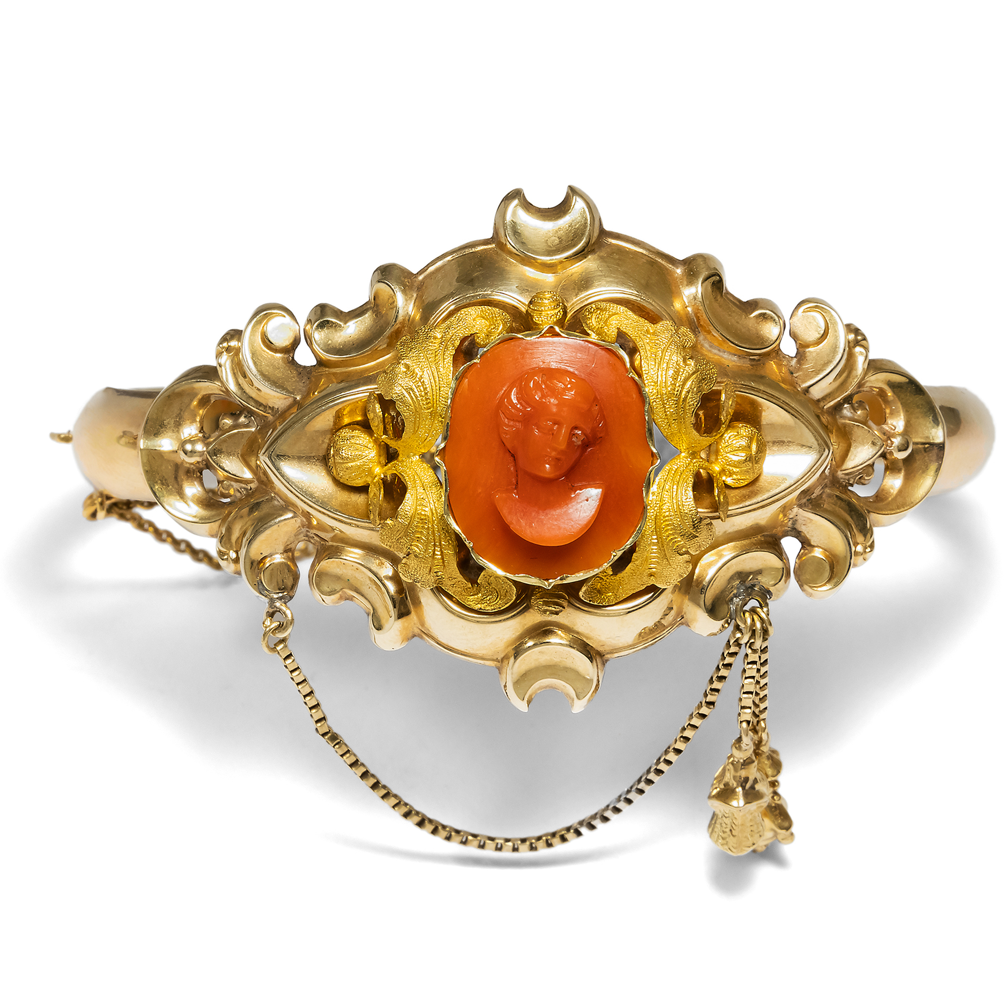 Excellent Early Victorian Bangle with Coral Cameo in Gold, c. 1845