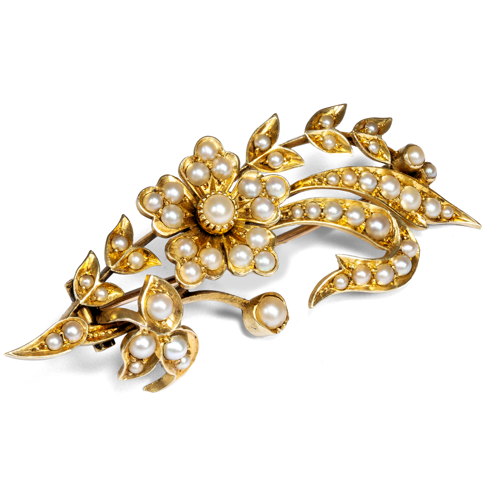 Floral Gold Brooch with Natural Pearls, Great Britain c. 1900