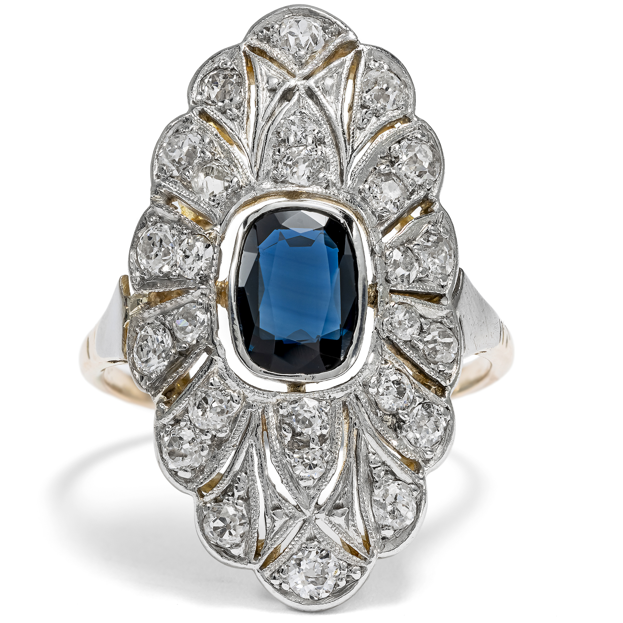 Großer Ring mit Saphir & Diamanten in Platin auf Gold, um 1925