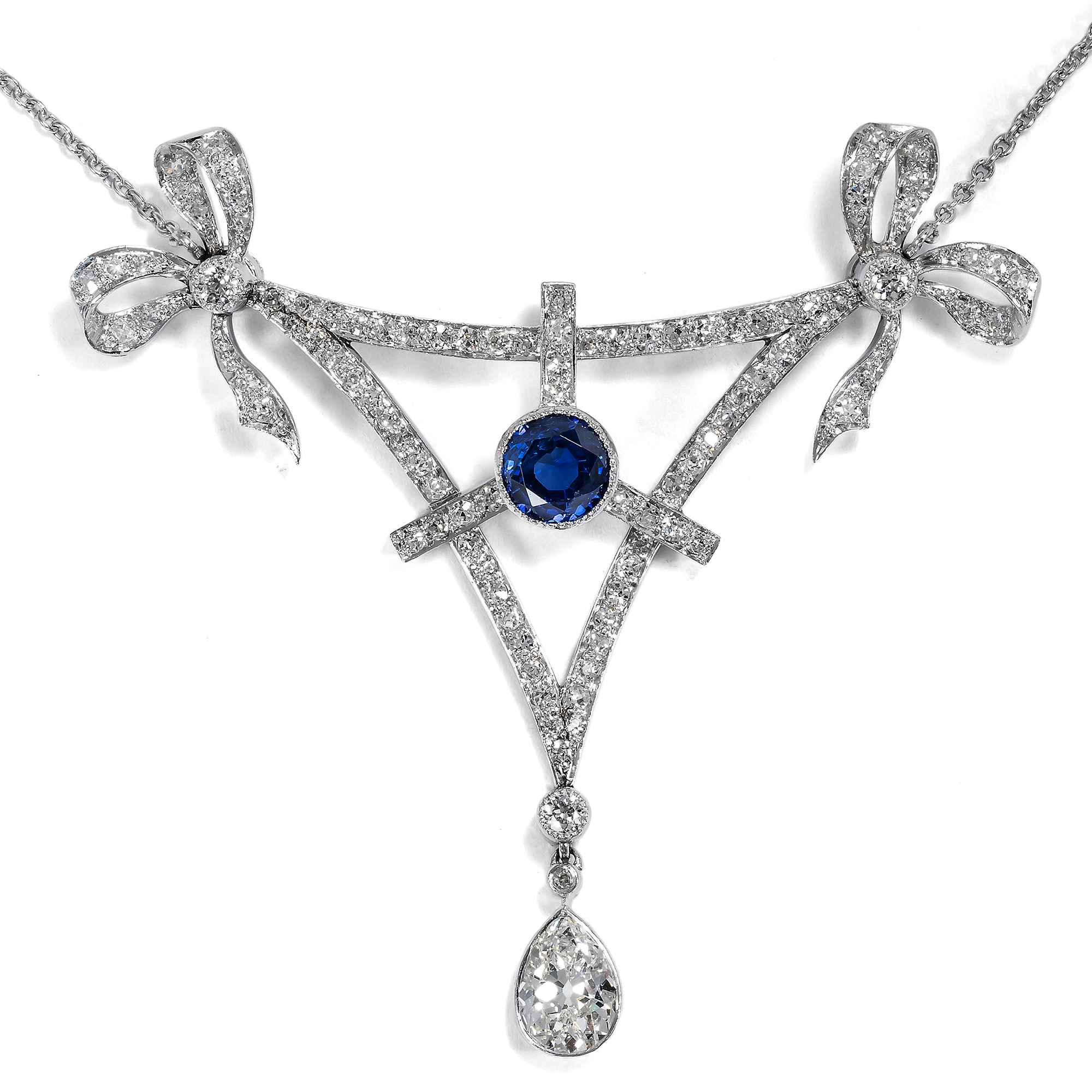 Elegantes antikes Collier mit Saphir & Diamanten in Platin, um 1915