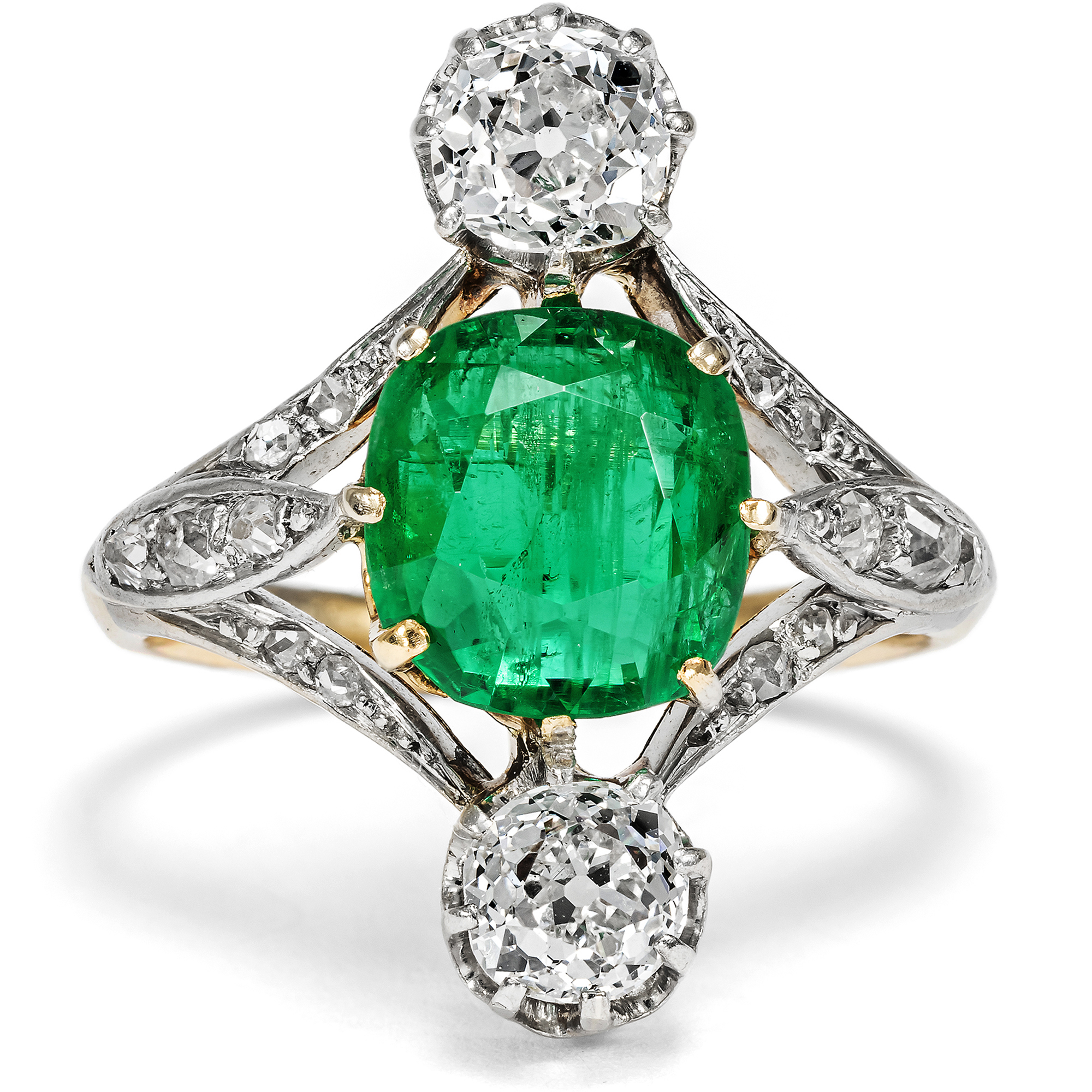 Magnificent Belle Époque Emerald and Diamond Ring, c. 1905