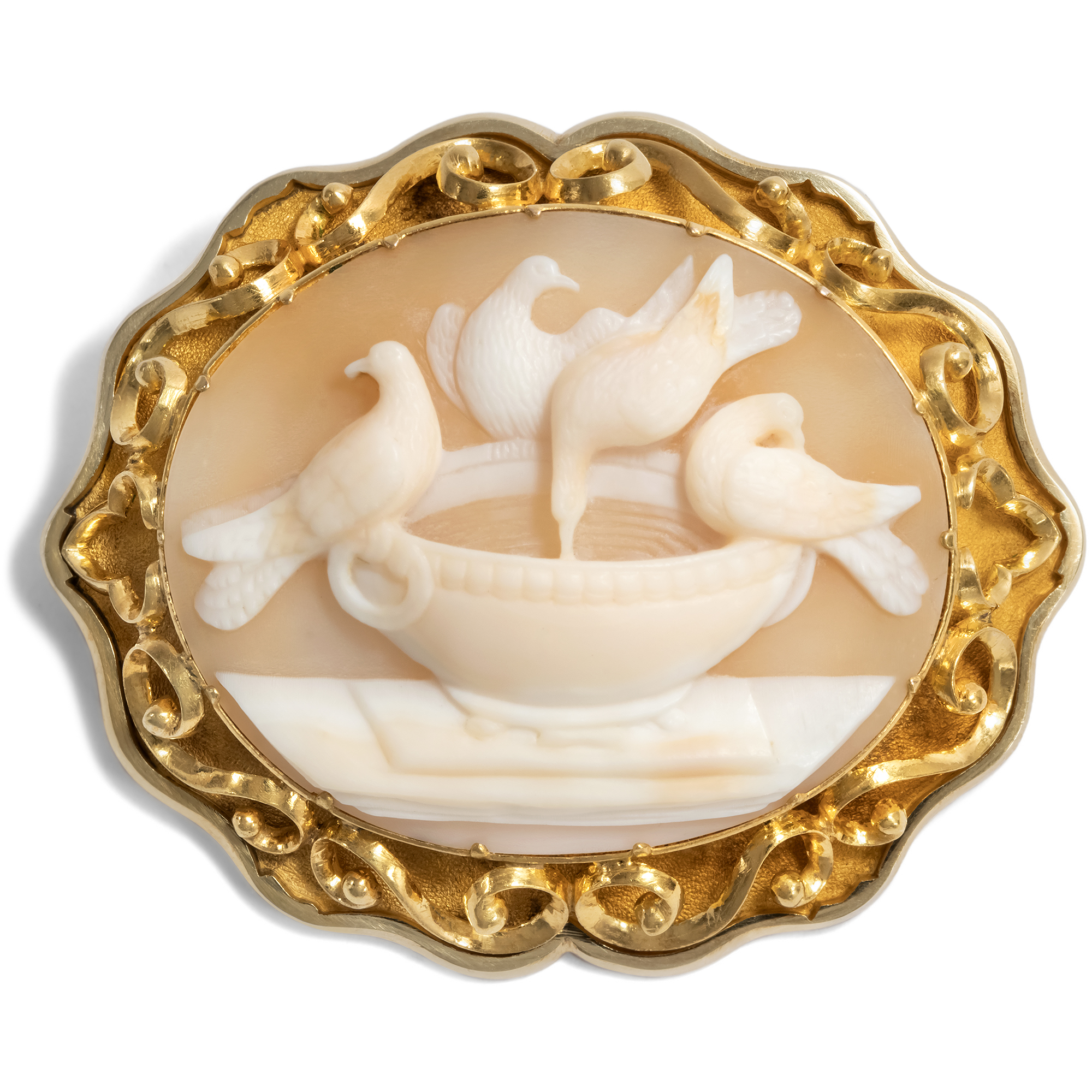 Antique Victorian Gold Brooch with Shell Cameo, c. 1860