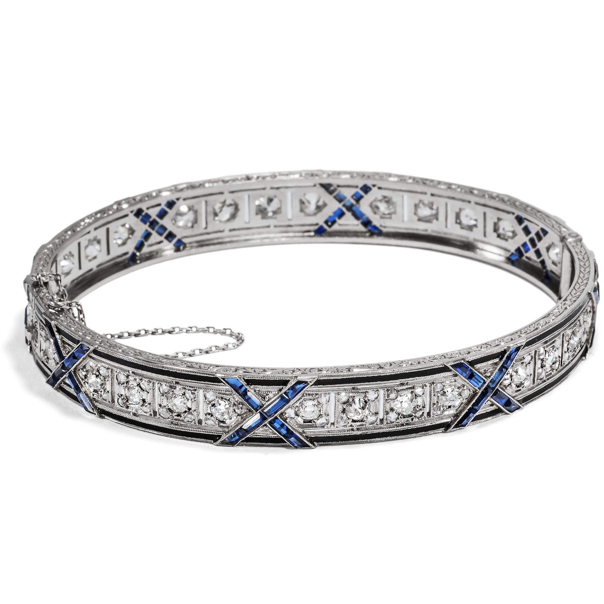 Luxurious Belle Époque Bangle With Diamonds & Verneuil Sapphires in Platinum, circa 1915