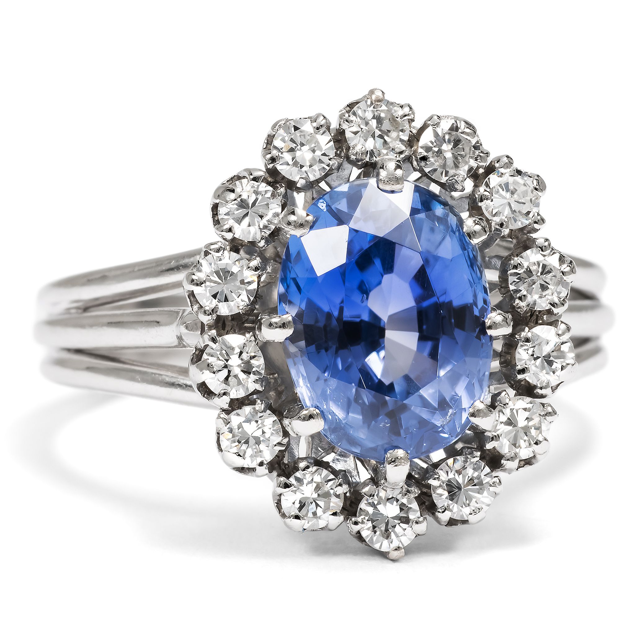 Vintage Ring with Untreated Sapphire & Diamonds In Platinum, c. 1965 Vintage Ring with Untreated Sapphire & Diamonds In Platinum, c. 1965