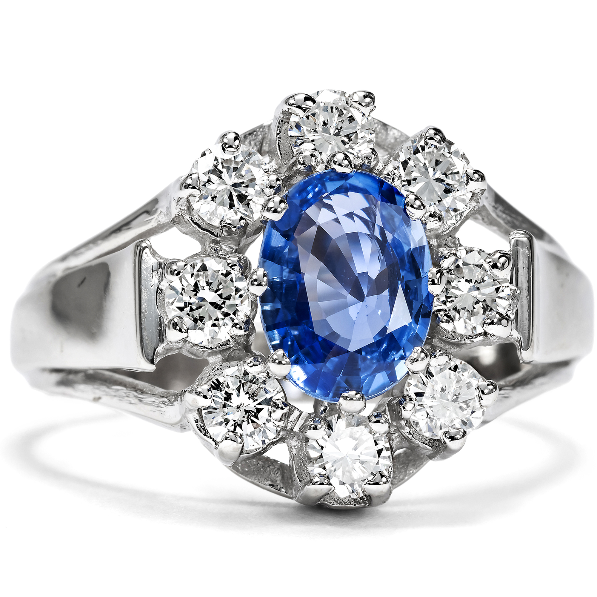 Timeless Cluster Ring with Sapphire and Diamonds, c. 1970s