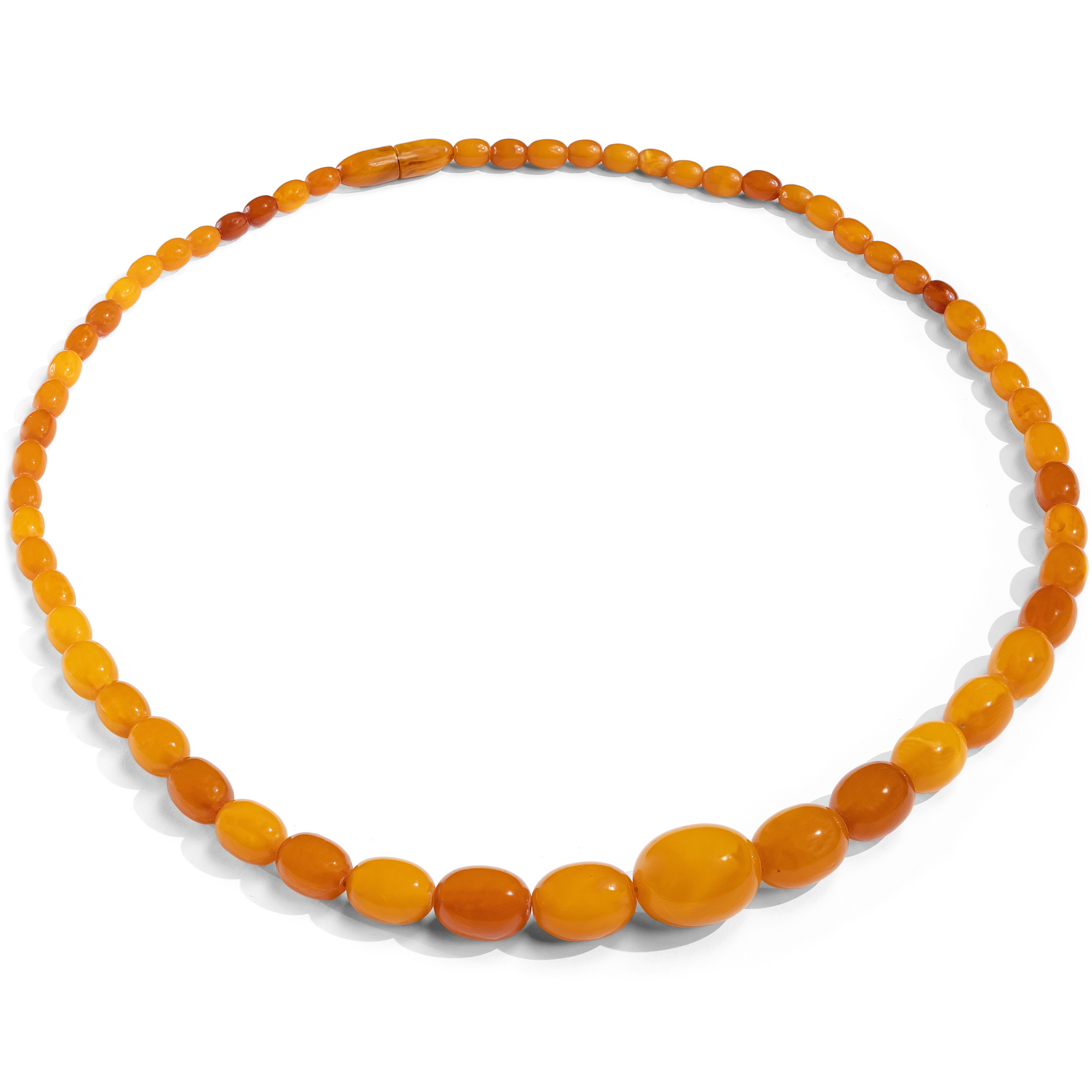 Long Necklace Made of Natural Amber in the Shape of Olives, Art Déco ca. 1930