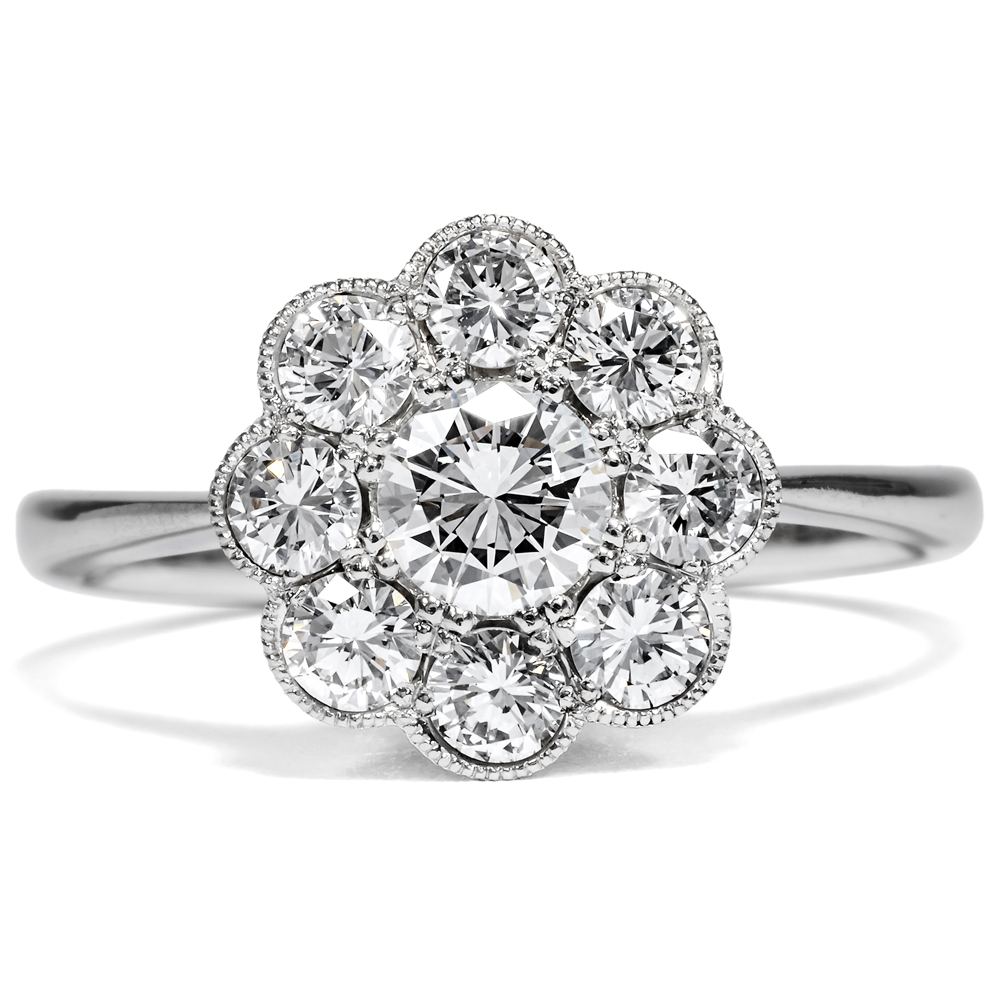 Nachhaltiger Blütenring mit vintage Brillanten in Platin aus unserer Werkstatt Nachhaltiger Blütenring mit vintage Brillanten in Platin aus unserer Werkstatt