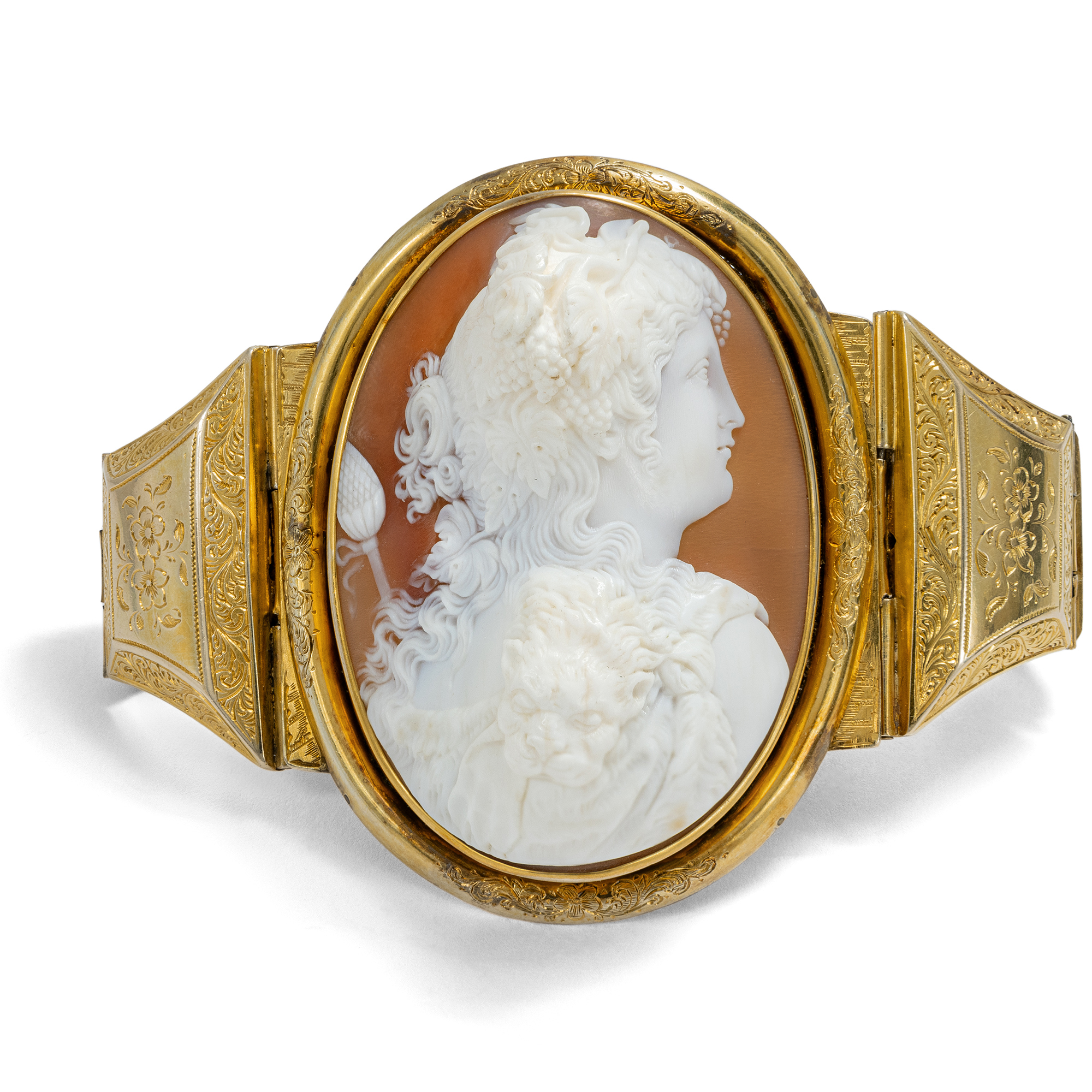 Fine Victorian Gold Bracelet with a Shell Cameo of a Bacchante, c. 1870