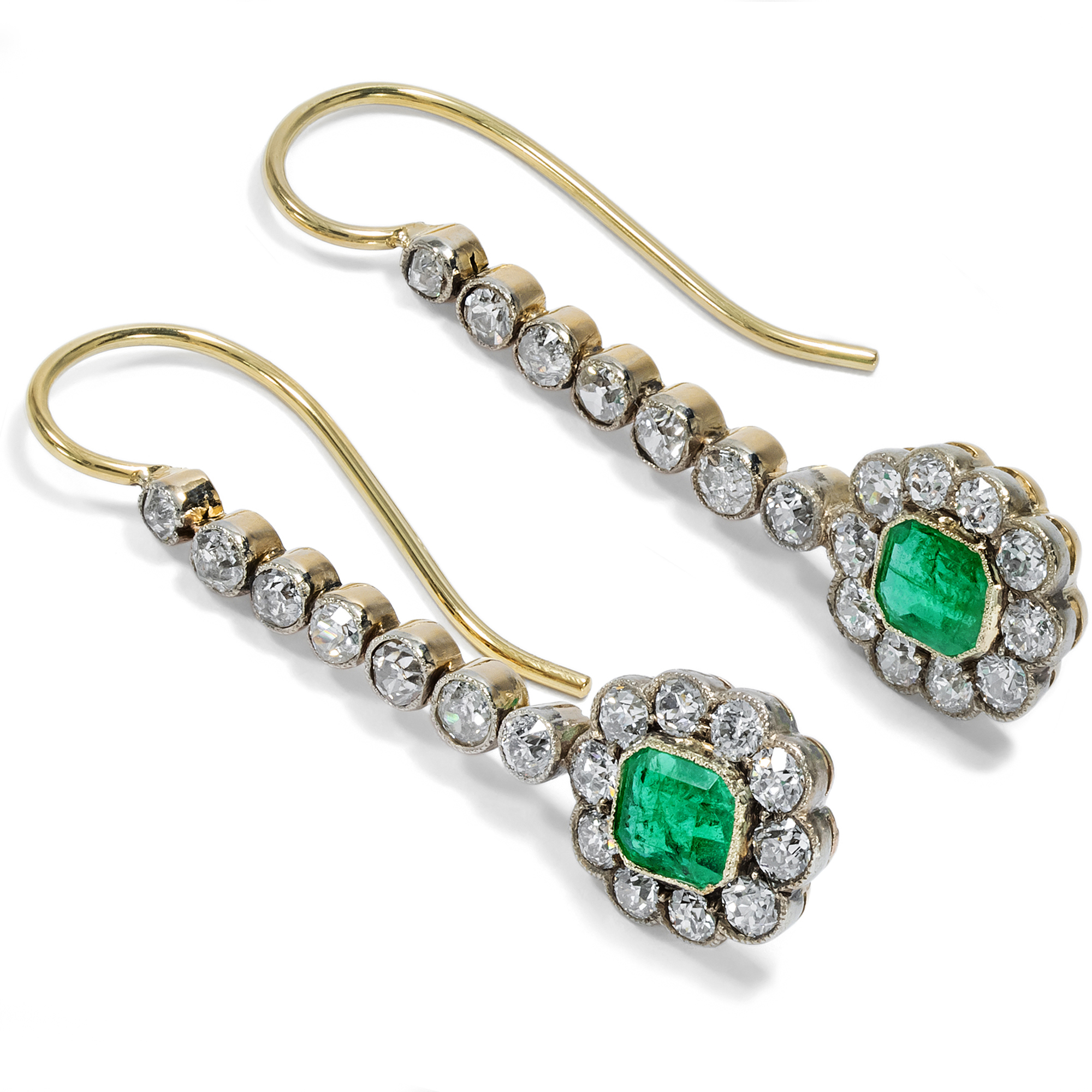 Elegant Diamond & Emerald Earrings Made of Antique Elements, Berlin 2024