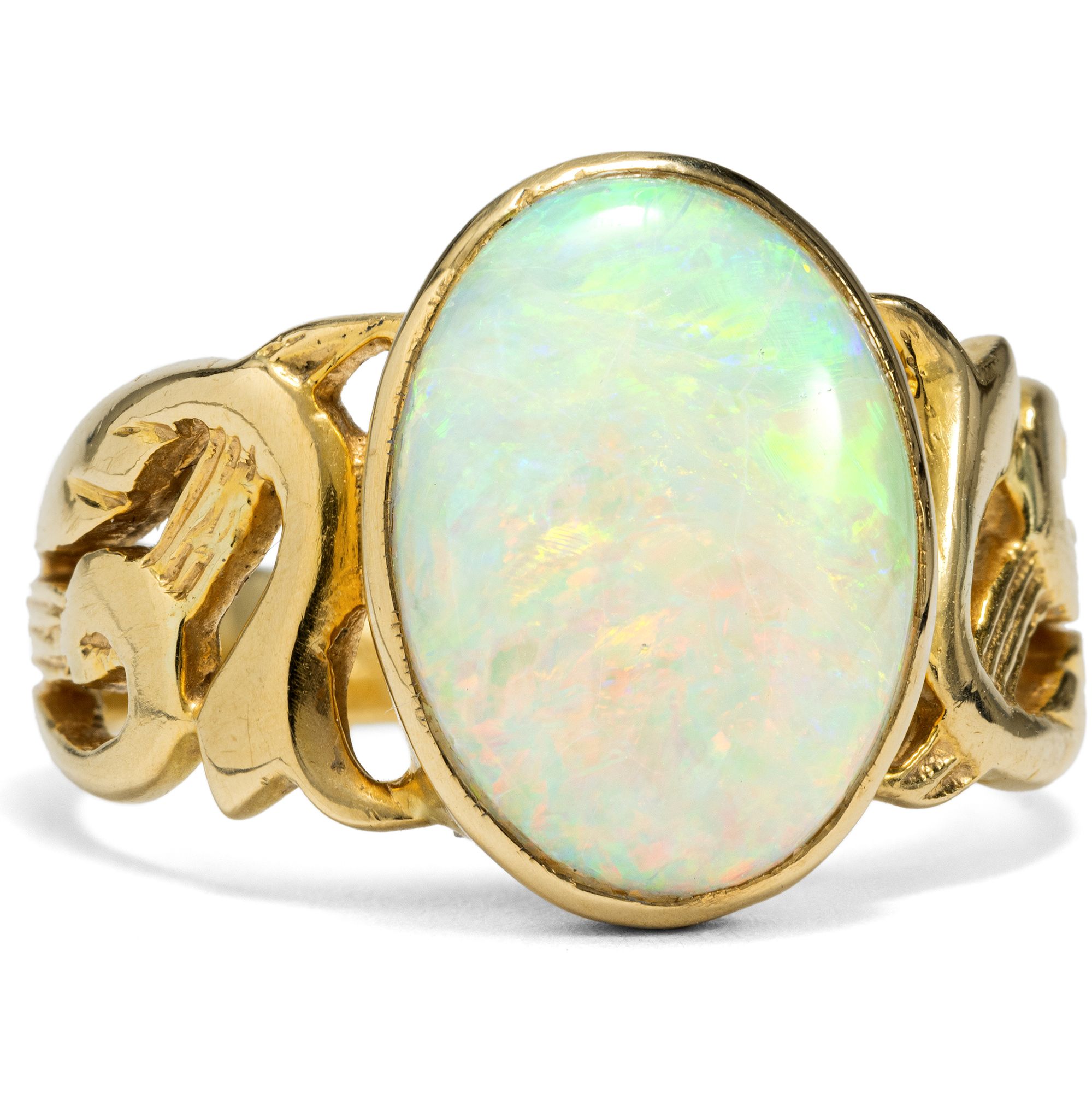 Charming Ring with Australian Opal in Gold, Art Nouveau c. 1905