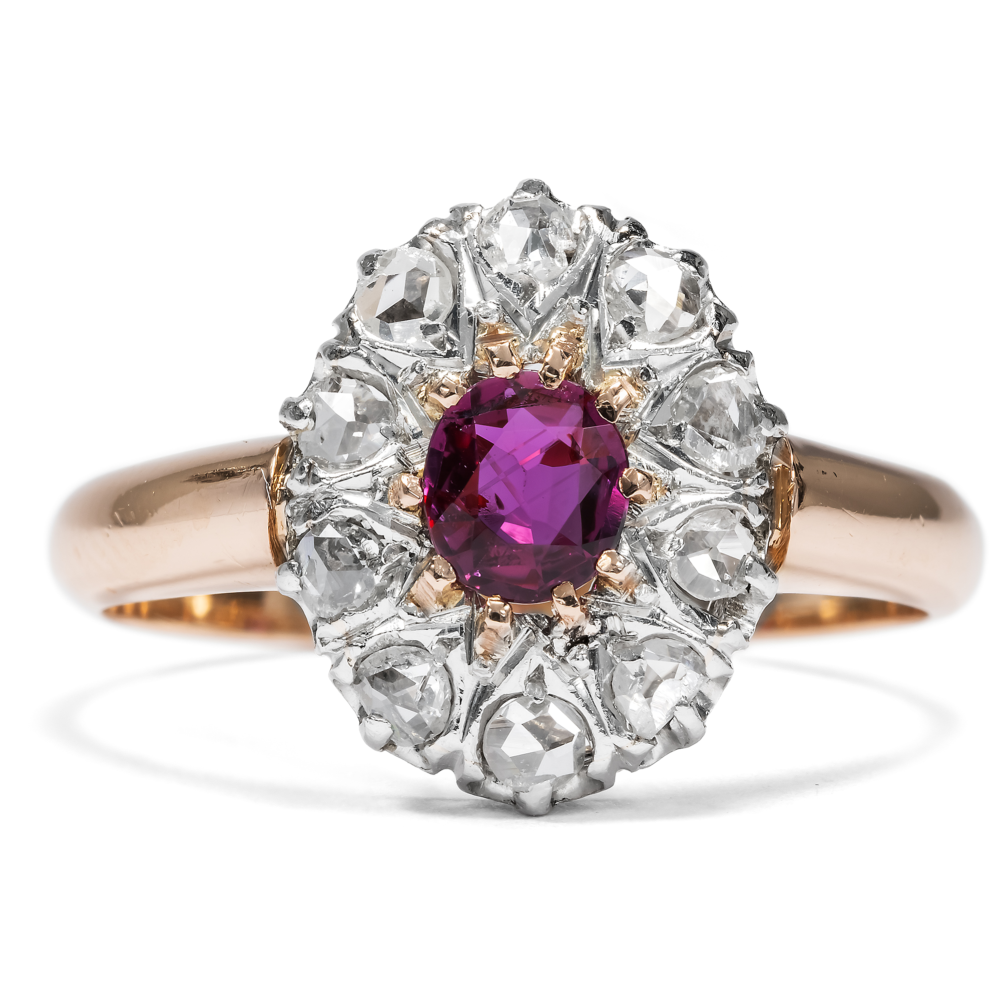 Antiker Ring mit Rubin & Diamantrosen in Rotgold & Platin, um 1900