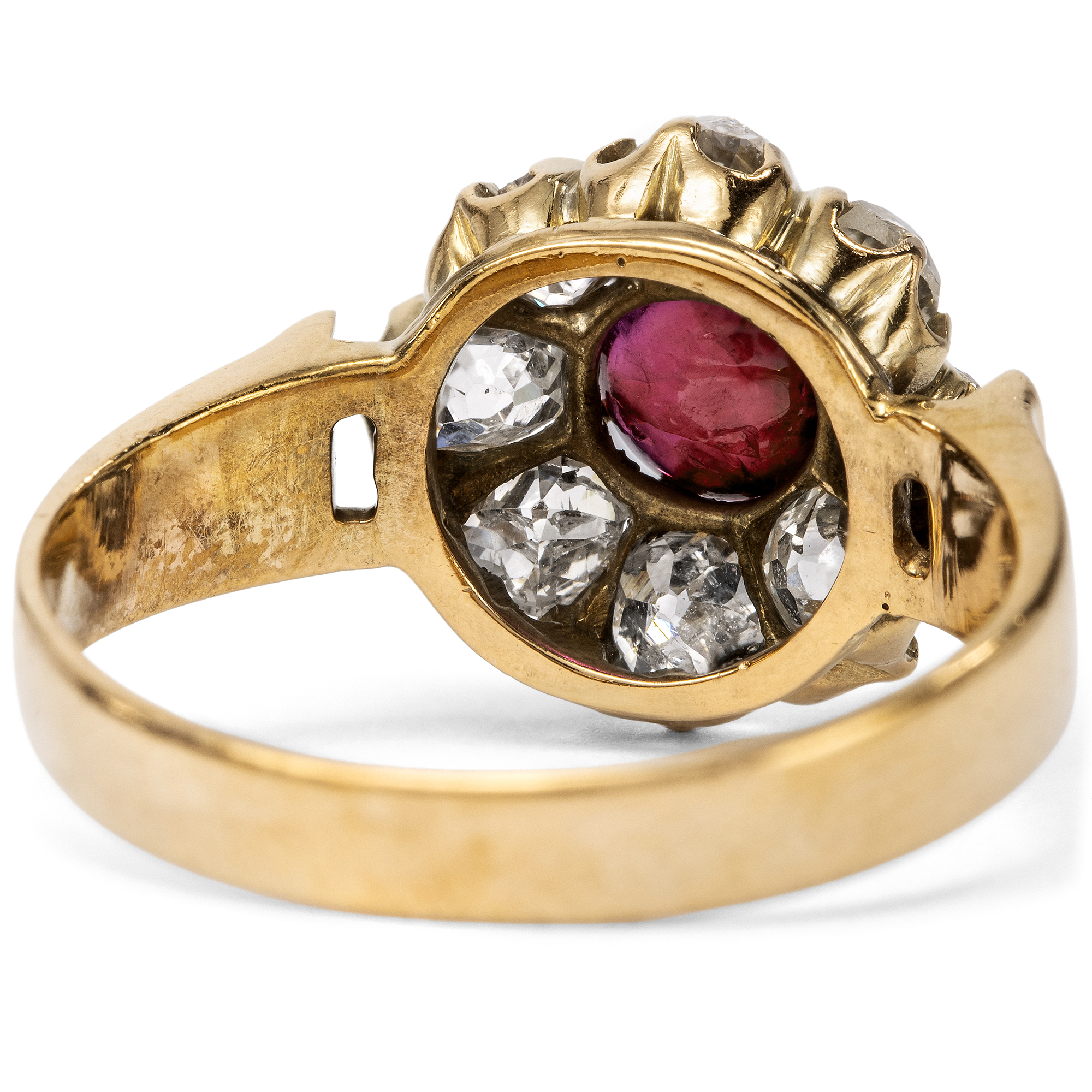 Kraftvoller Ring mit unbehandeltem Rubin & Diamanten in Gold, um 1890 & um 1935 Kraftvoller Ring mit unbehandeltem Rubin & Diamanten in Gold, um 1890 & um 1935