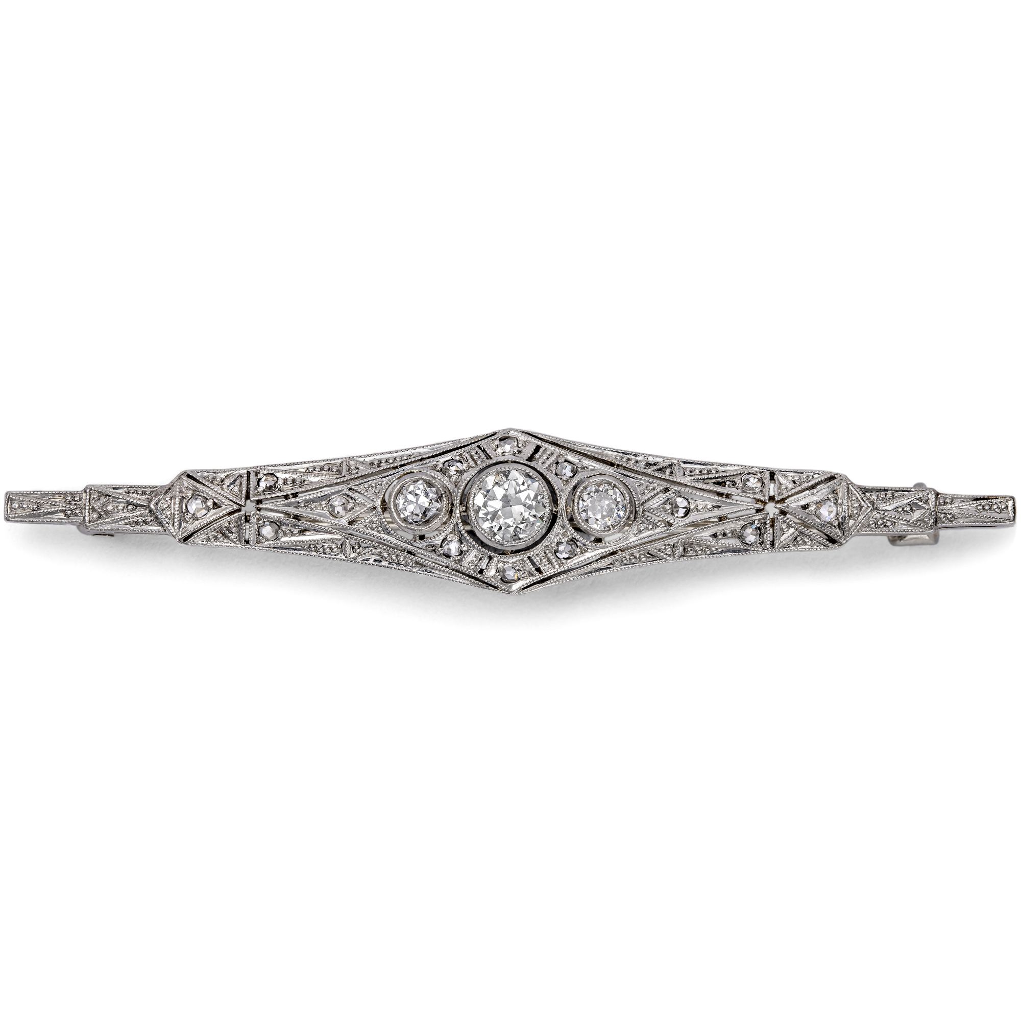 Chic Art Déco Brooch with Diamonds in White Gold & Platinum, c. 1930