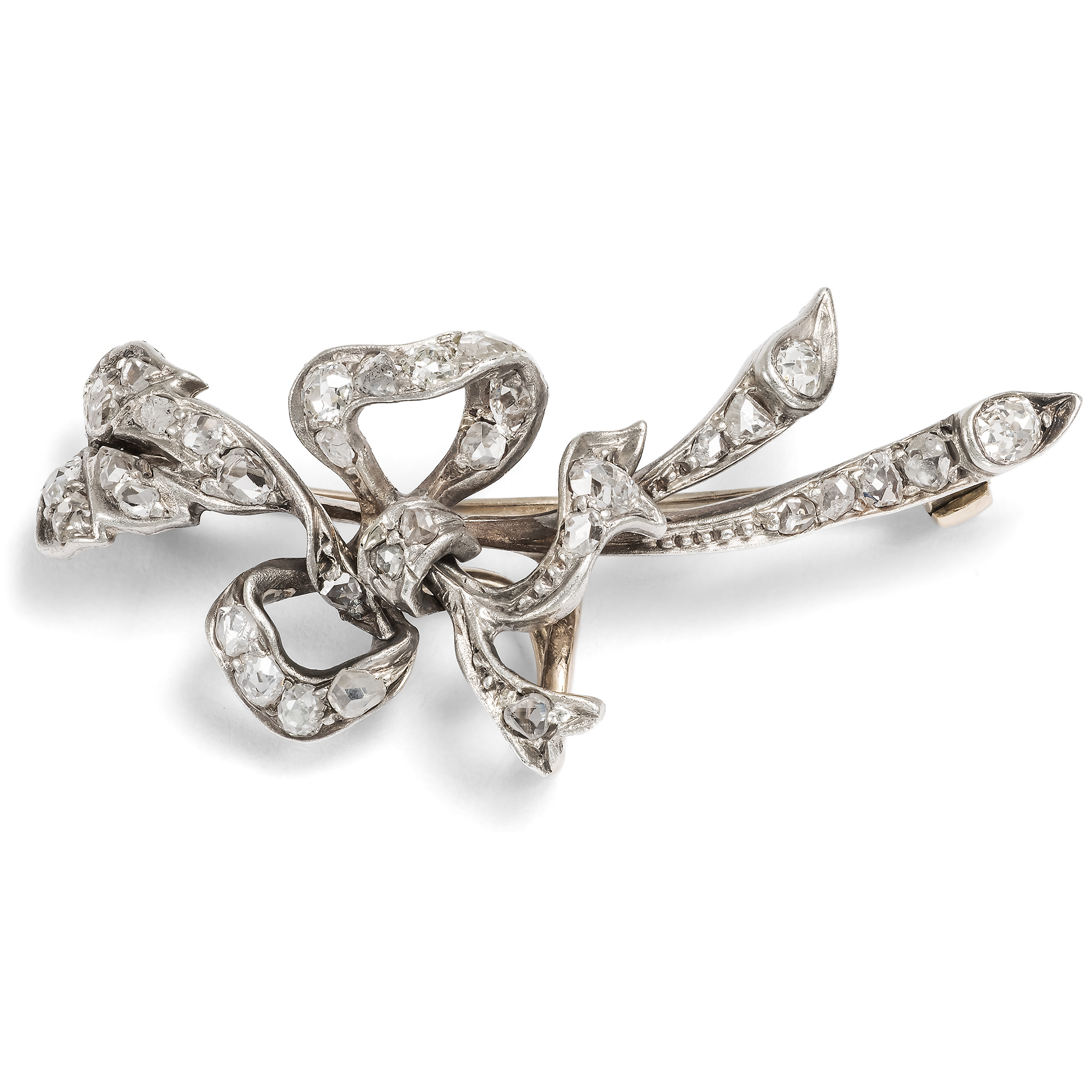 Antike Schleifenbrosche mit Diamanten in Silber auf Gold, um 1890 Antike Schleifenbrosche mit Diamanten in Silber auf Gold, um 1890