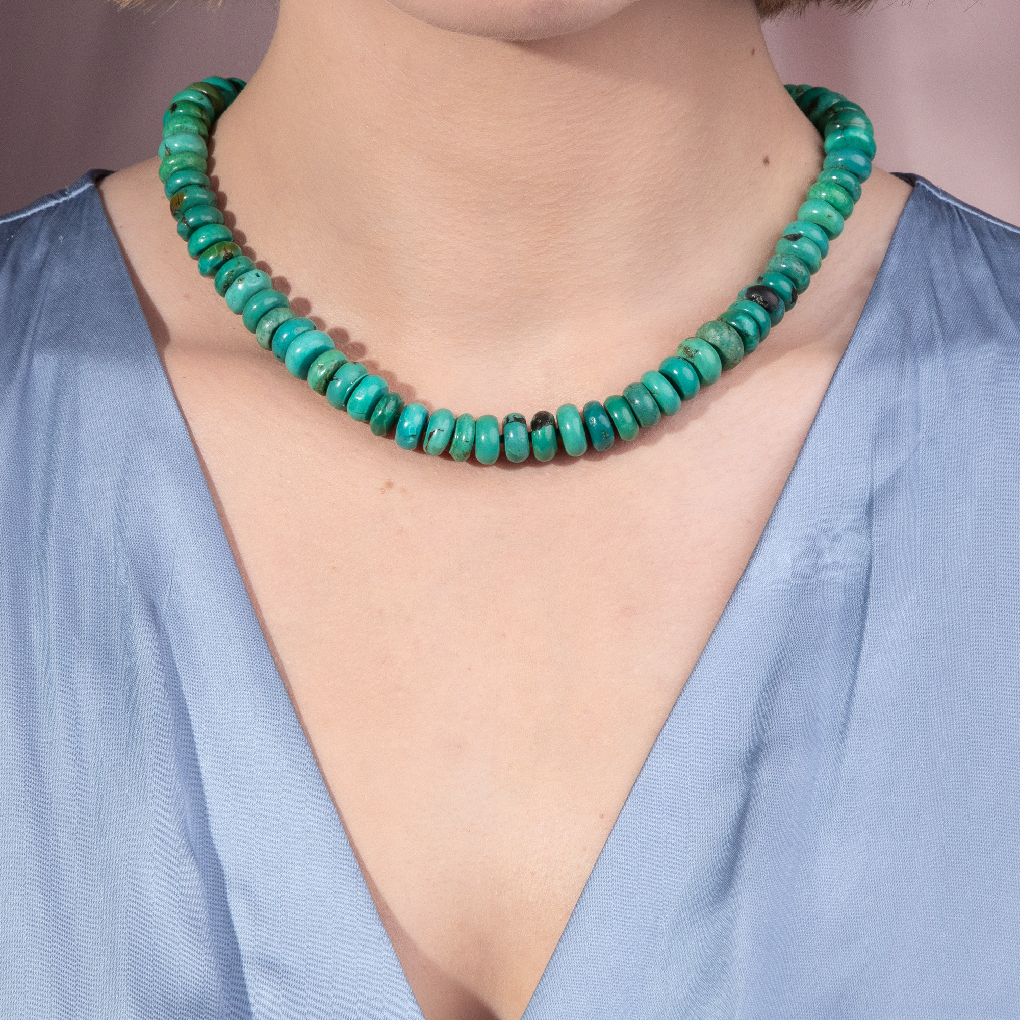 Schöne vintage Kette aus grünlichen Türkisen mit Magnetschließe, um 1995 Schöne vintage Kette aus grünlichen Türkisen mit Magnetschließe, um 1995
