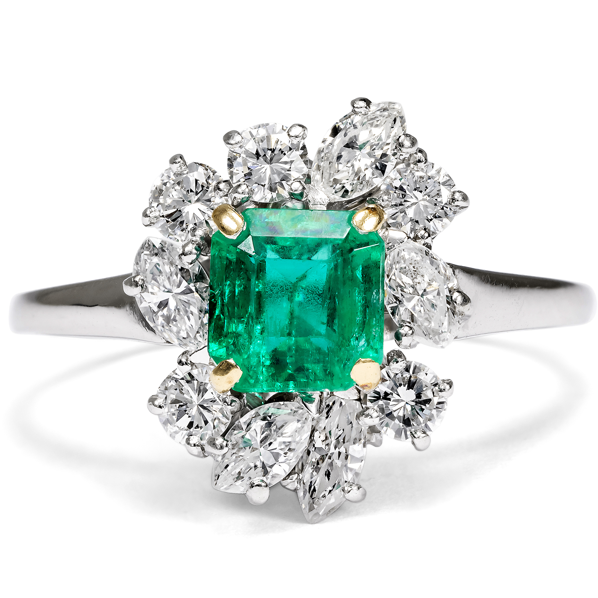 Elegant Emerald & Diamond Platinum Ring, Paris c. 1980