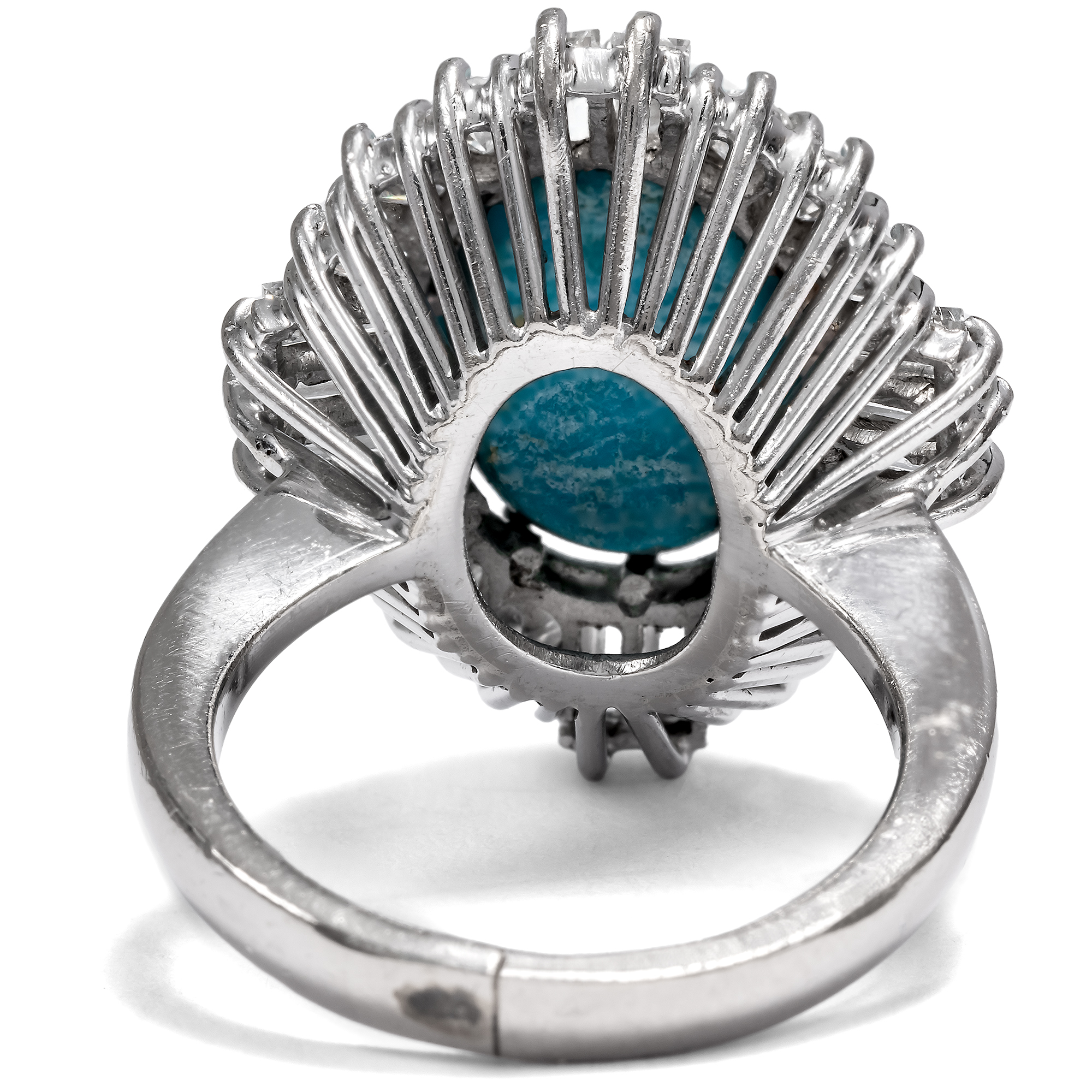 Exquisite Vintage White Gold Ring with Turquoise Diamonds c. 1970