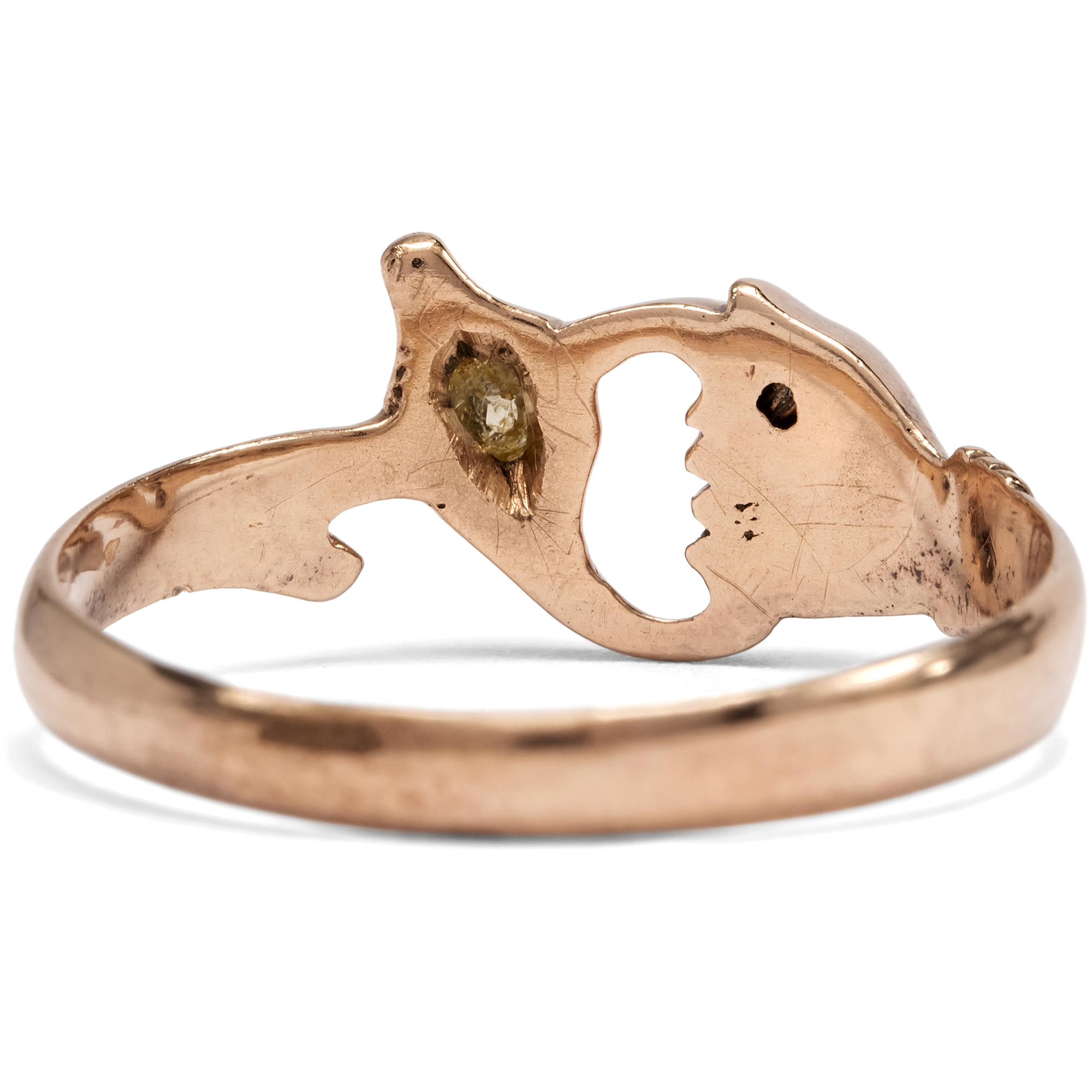 Witziger Ring des Biedermeier mit gelbem Diamanten in Gold, um 1830 Witziger Ring des Biedermeier mit gelbem Diamanten in Gold, um 1830