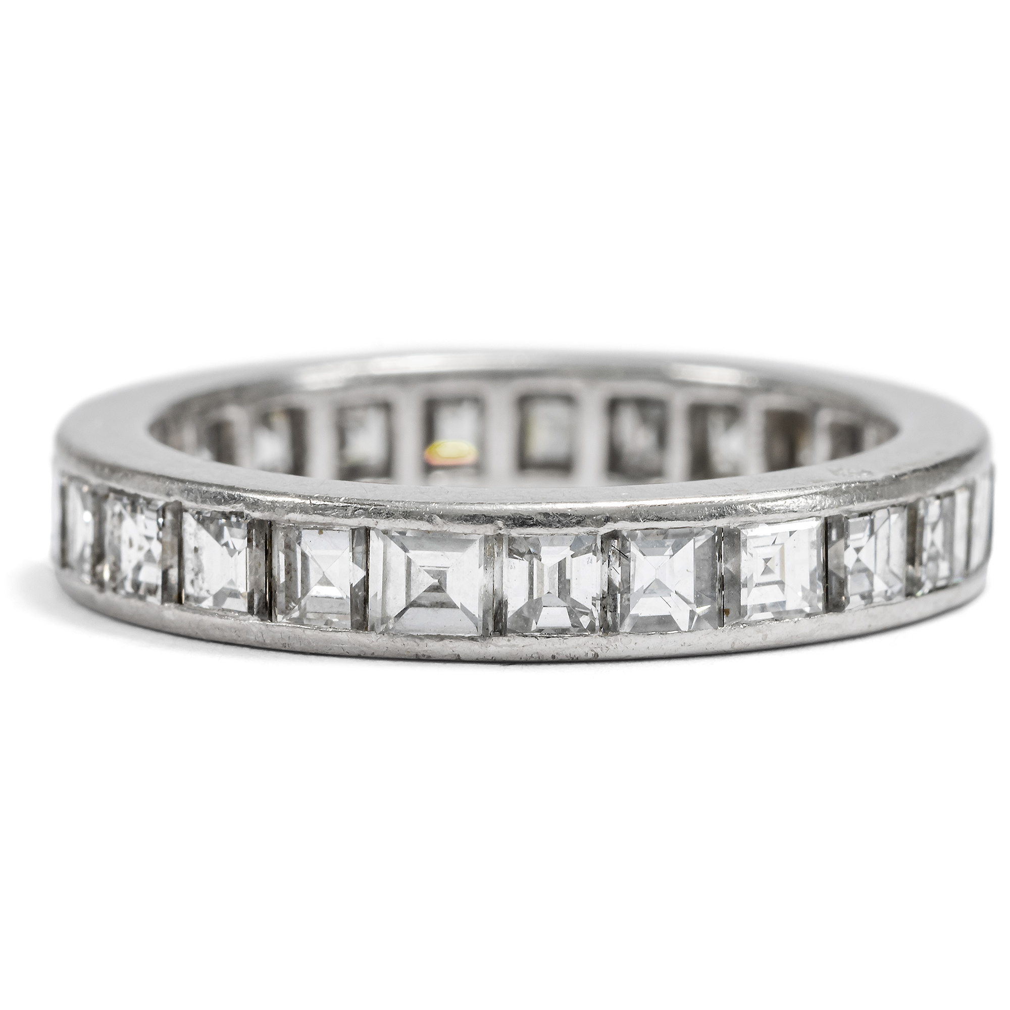 Zeiloser Memory-Ring mit 2,87 ct Diamantcarées in Platin, RW 56, Paris, 2. Hälfte des 20. Jhdts. 