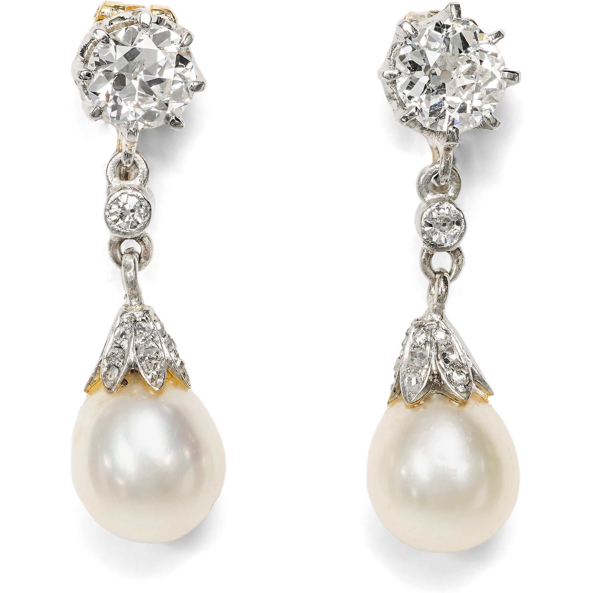 Precious Earrings With Oriental Pearls & Diamonds in Platinum & Gold, Circa 1910 Precious Earrings With Oriental Pearls & Diamonds in Platinum & Gold, Circa 1910