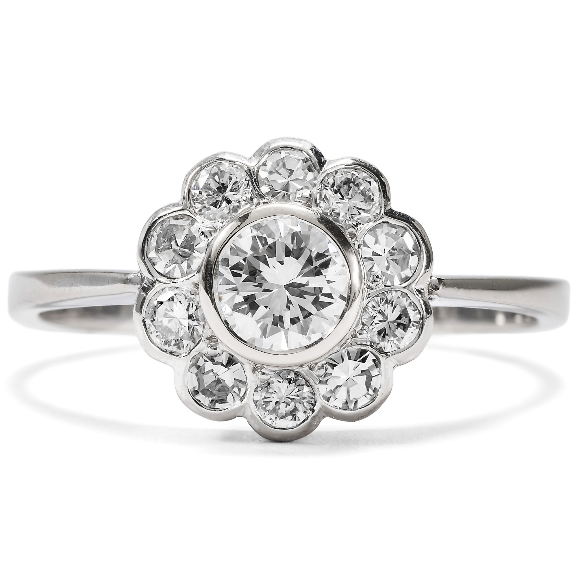 Vintage Daisy Ring with Diamonds in White Gold, Germany c. 1970