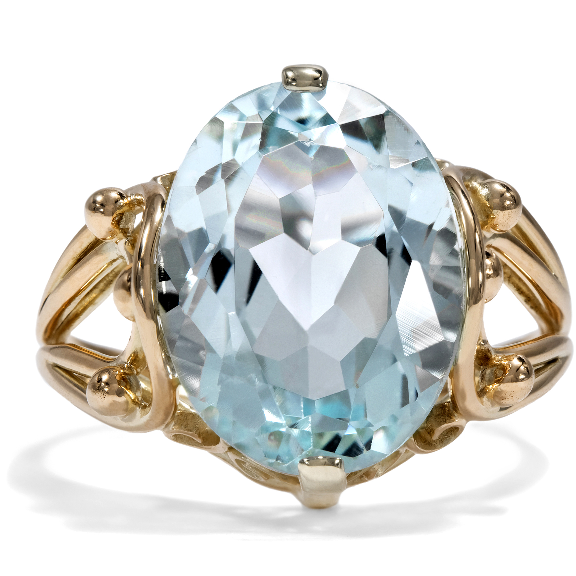 Delicate „Retro“ Gold Ring with Aquamarine, c. 1955