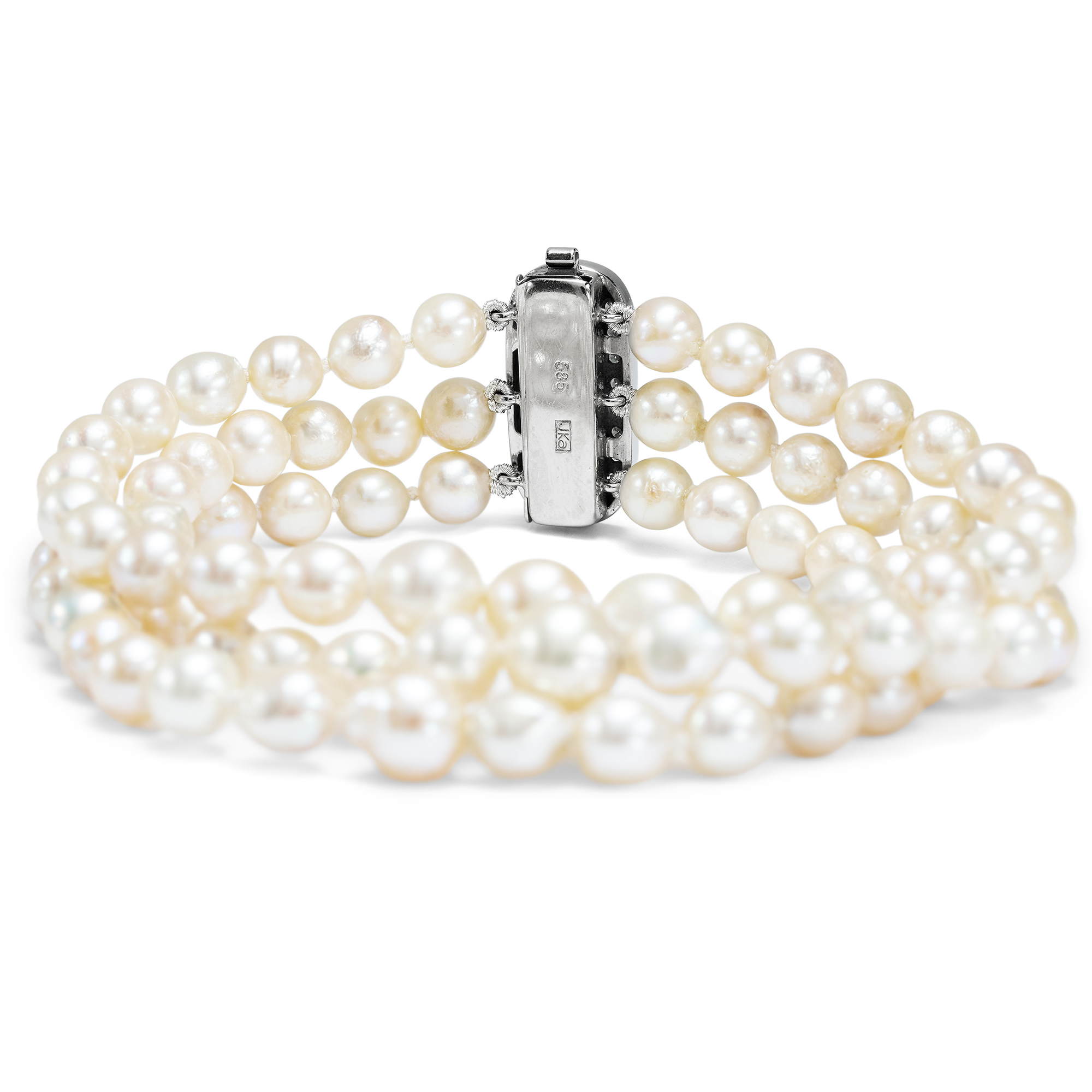 Elegantes Armband aus Akoya-Zuchtperlen mit Diamantschließe, um 1980 Elegantes Armband aus Akoya-Zuchtperlen mit Diamantschließe, um 1980
