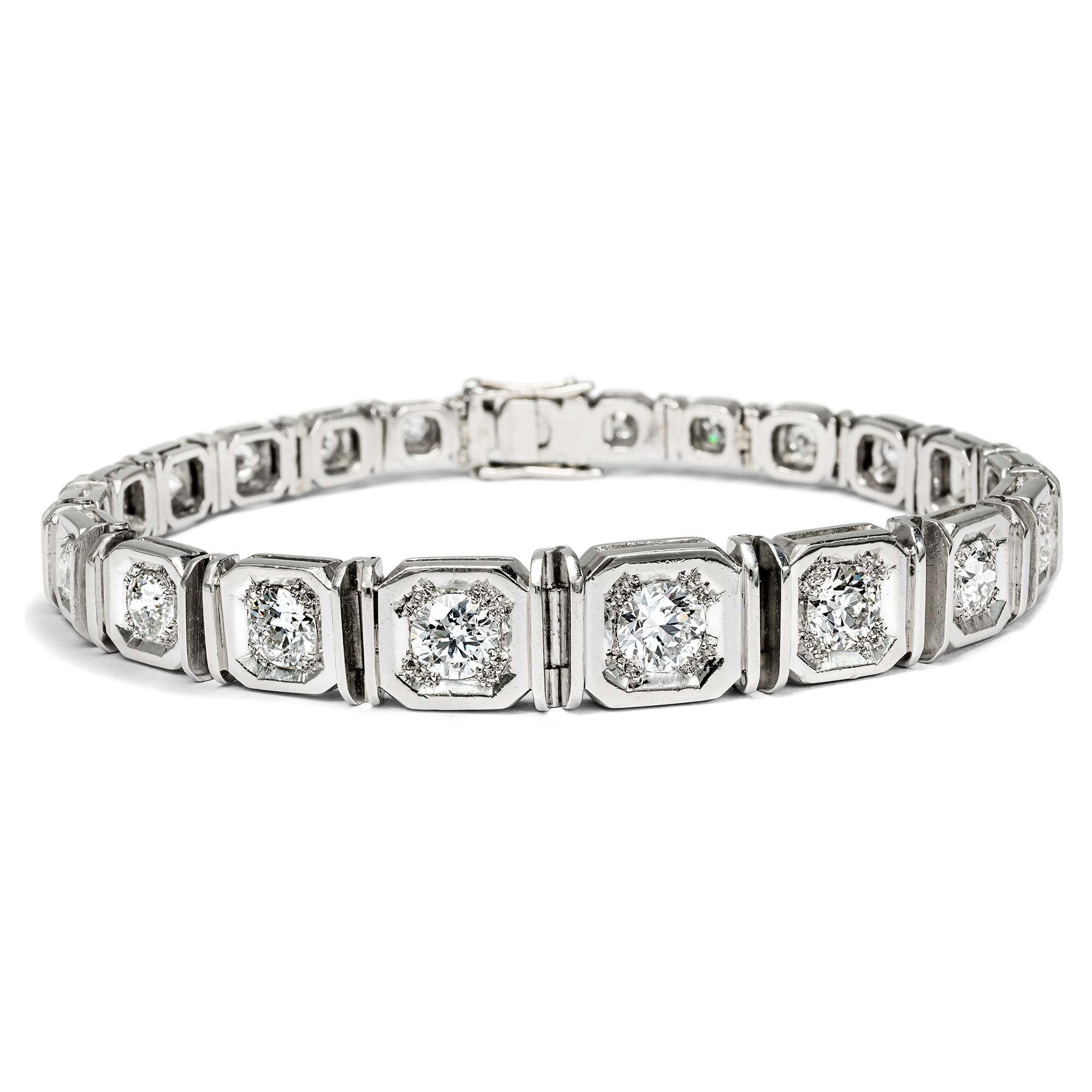 Kostbares Armband des späten Art Déco mit Diamanten in Platin, um 1955 Kostbares Armband des späten Art Déco mit Diamanten in Platin, um 1955