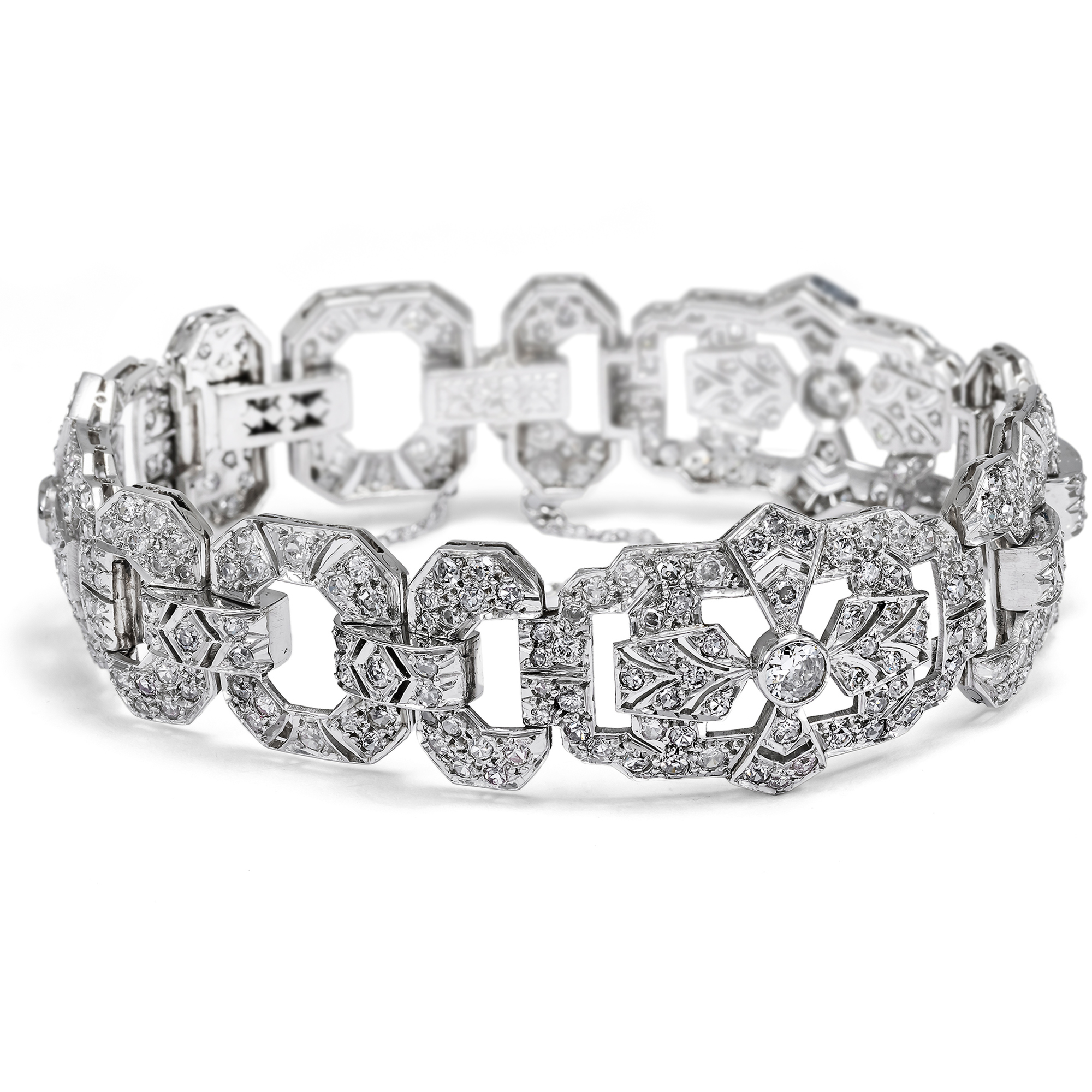 Magnificent Art Déco Platinum Bracelet with 11.95 ct Diamonds, France c. 1930