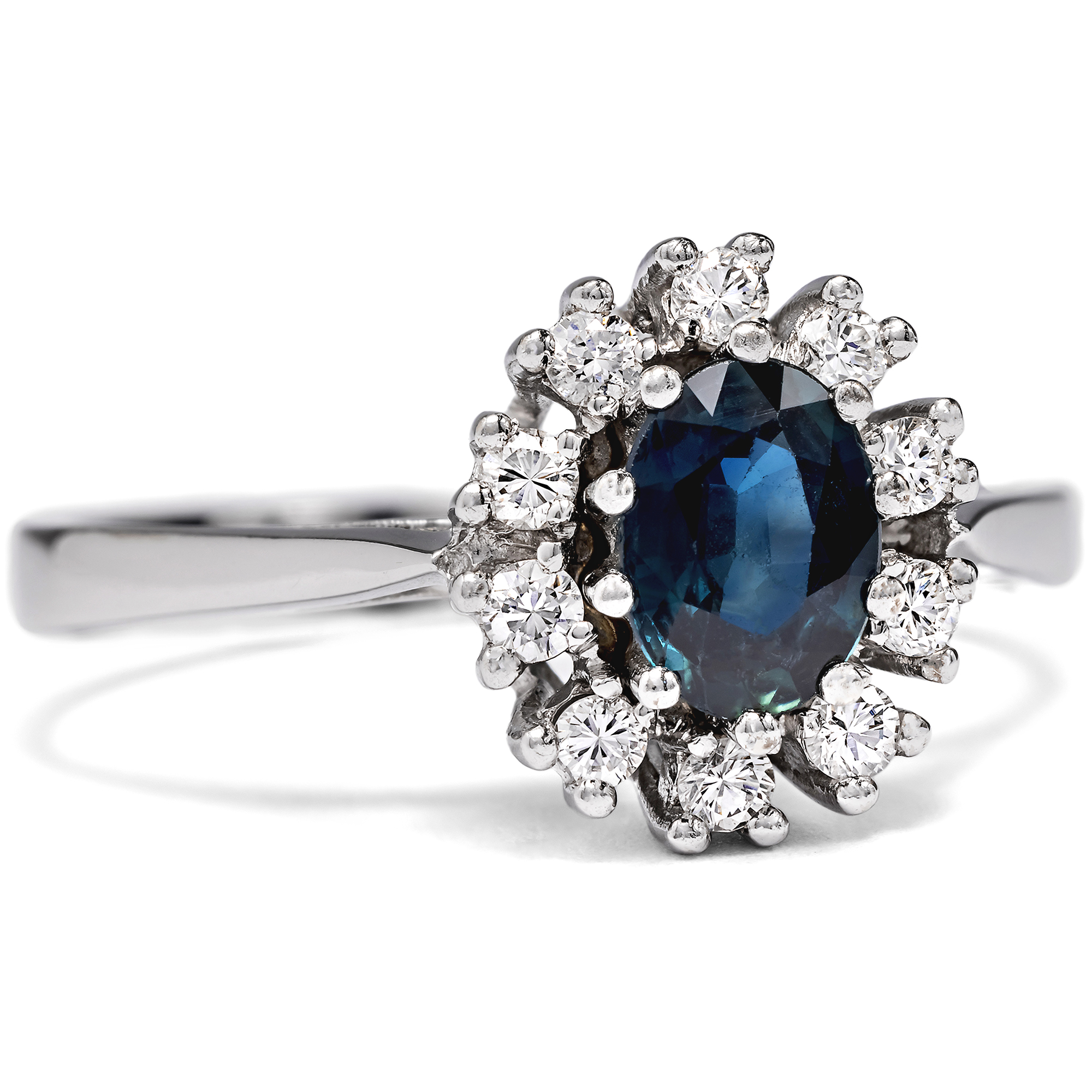 Vintage Cluster Ring with Sapphire and Brilliants in White Gold, c. 1970