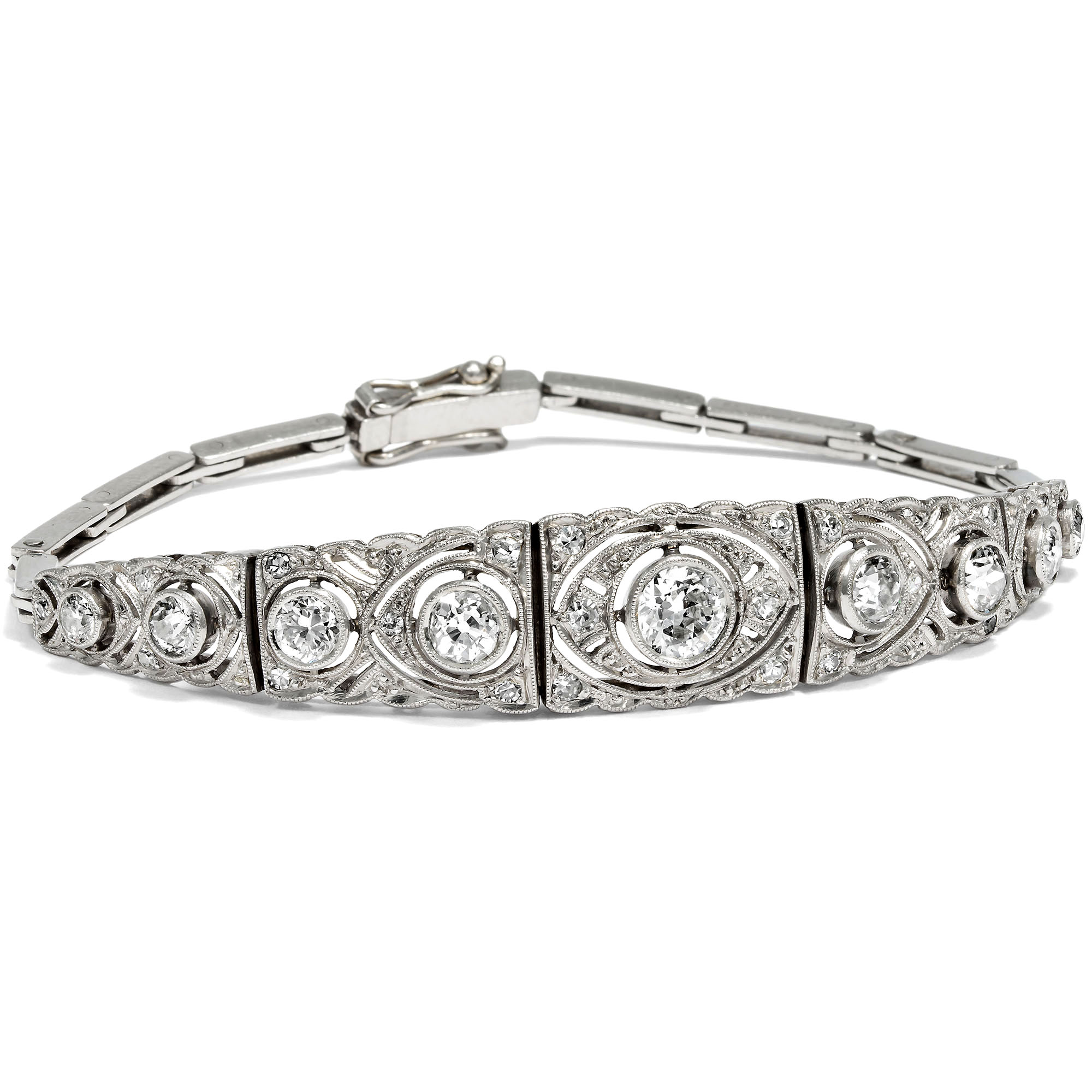 Luxurious Déco Diamond Platinum Bracelet, c. 1920s