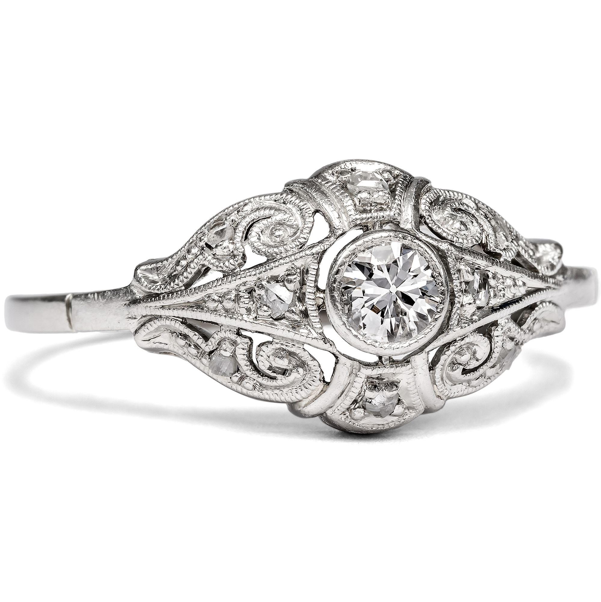 Elegant Art Déco Ring with Diamonds in White Gold, 1930s