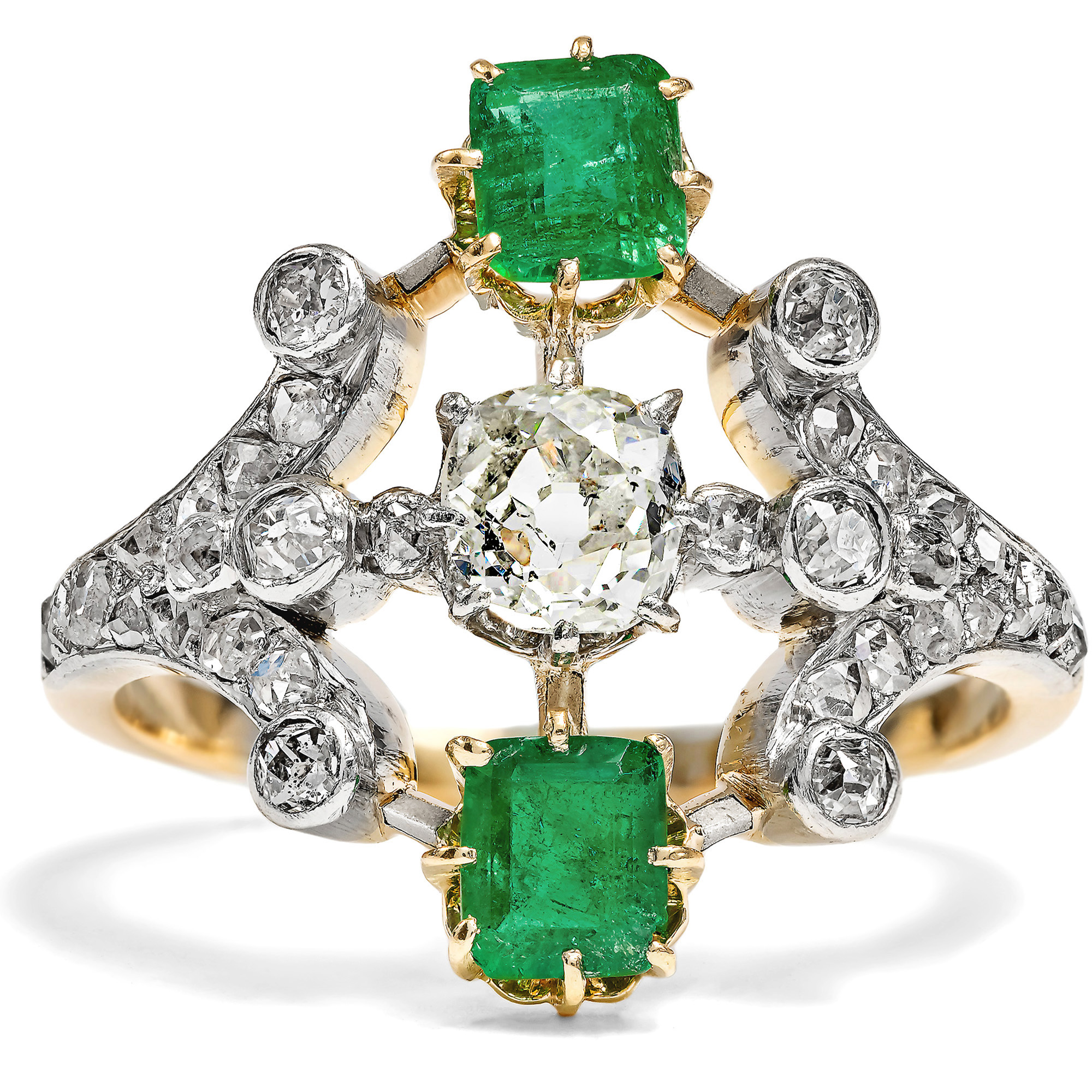 Beautiful Belle Époque Emerald & Diamond Ring, c. 1900