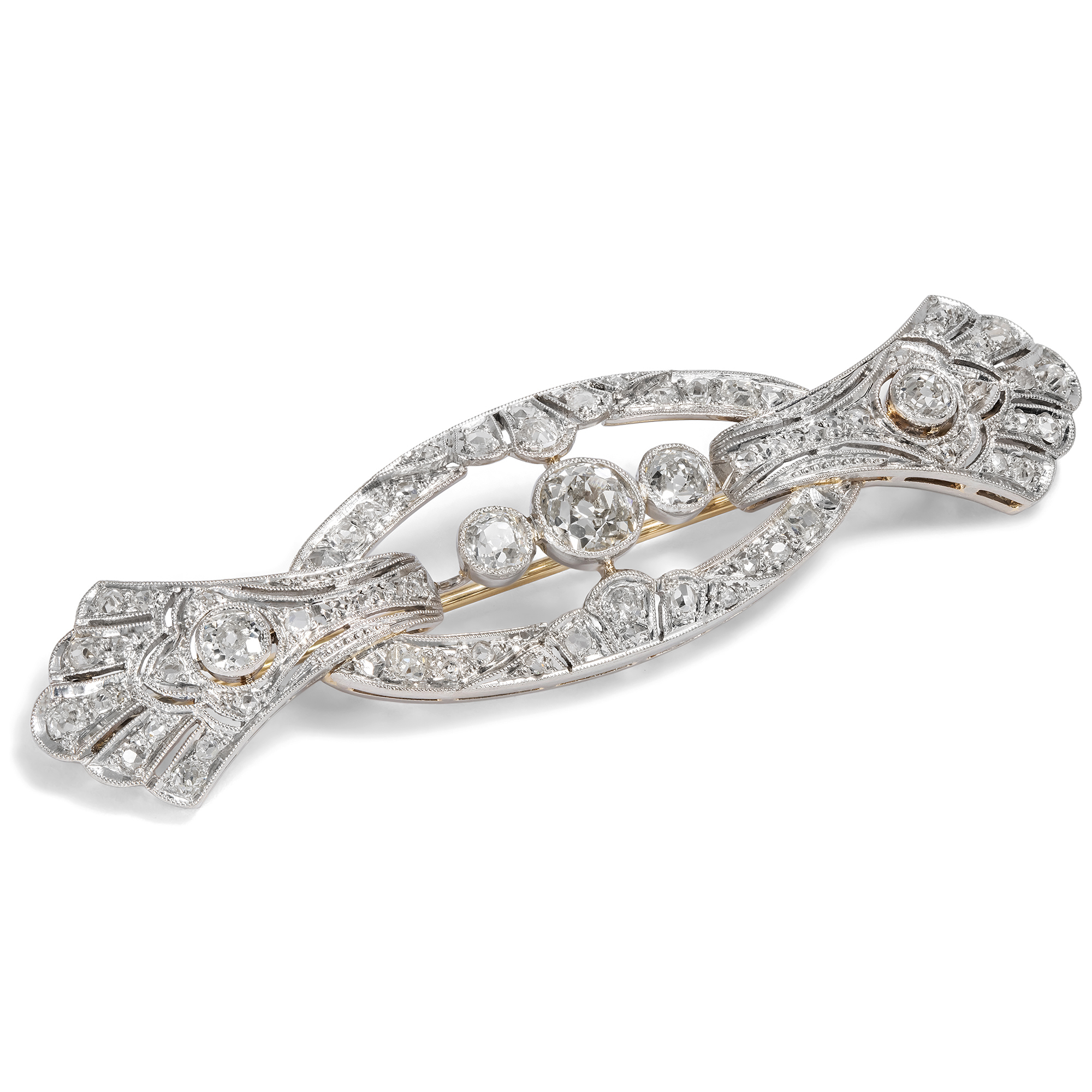 Elegant Art Deco brooch with diamonds in platinum & white gold, circa 1930 Elegant Art Deco brooch with diamonds in platinum & white gold, circa 1930
