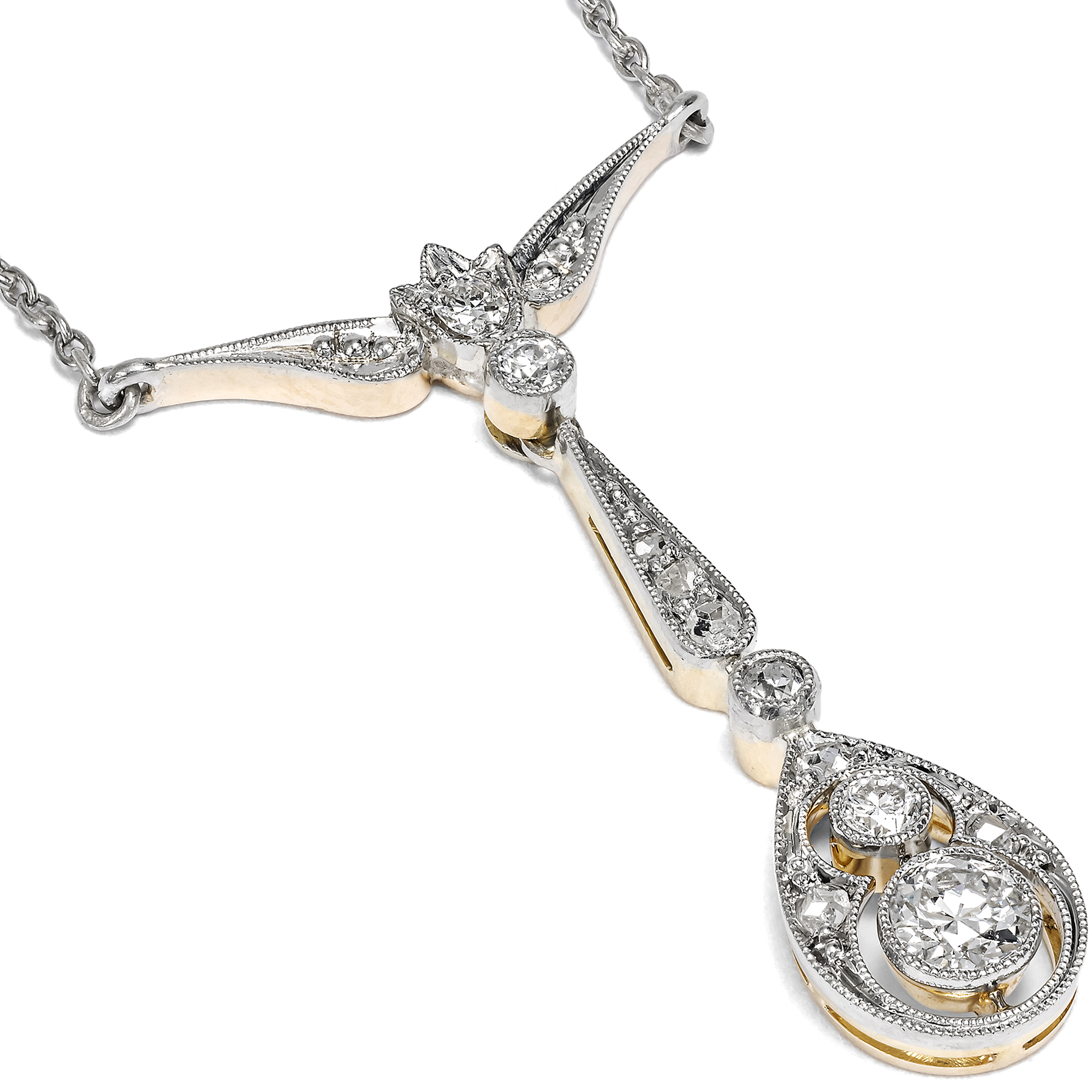 Elegant delicate diamond necklace in platinum & gold, Germany circa 1910