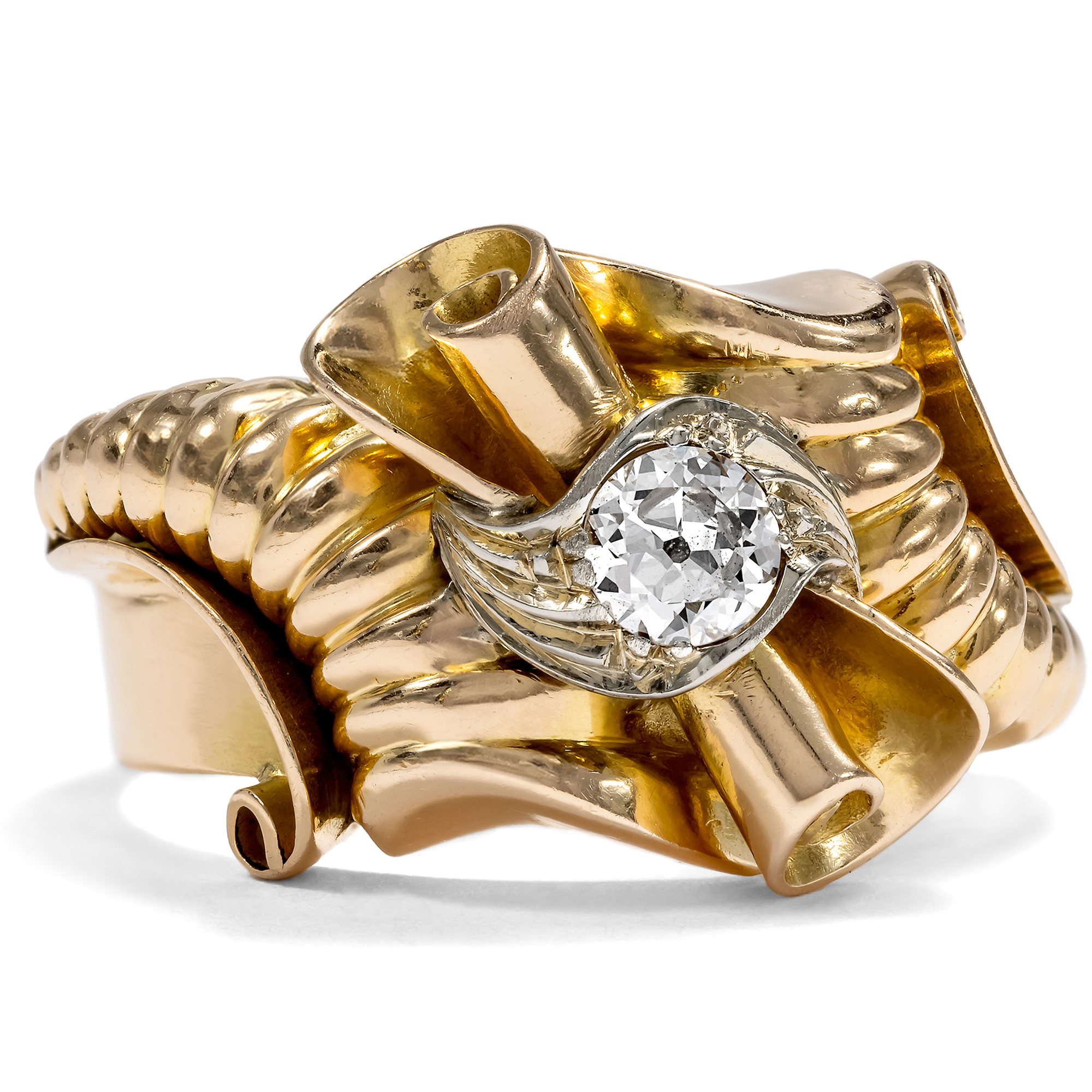 Expressive Retro Style Gold Ring with old European Cut Diamond, 1940s