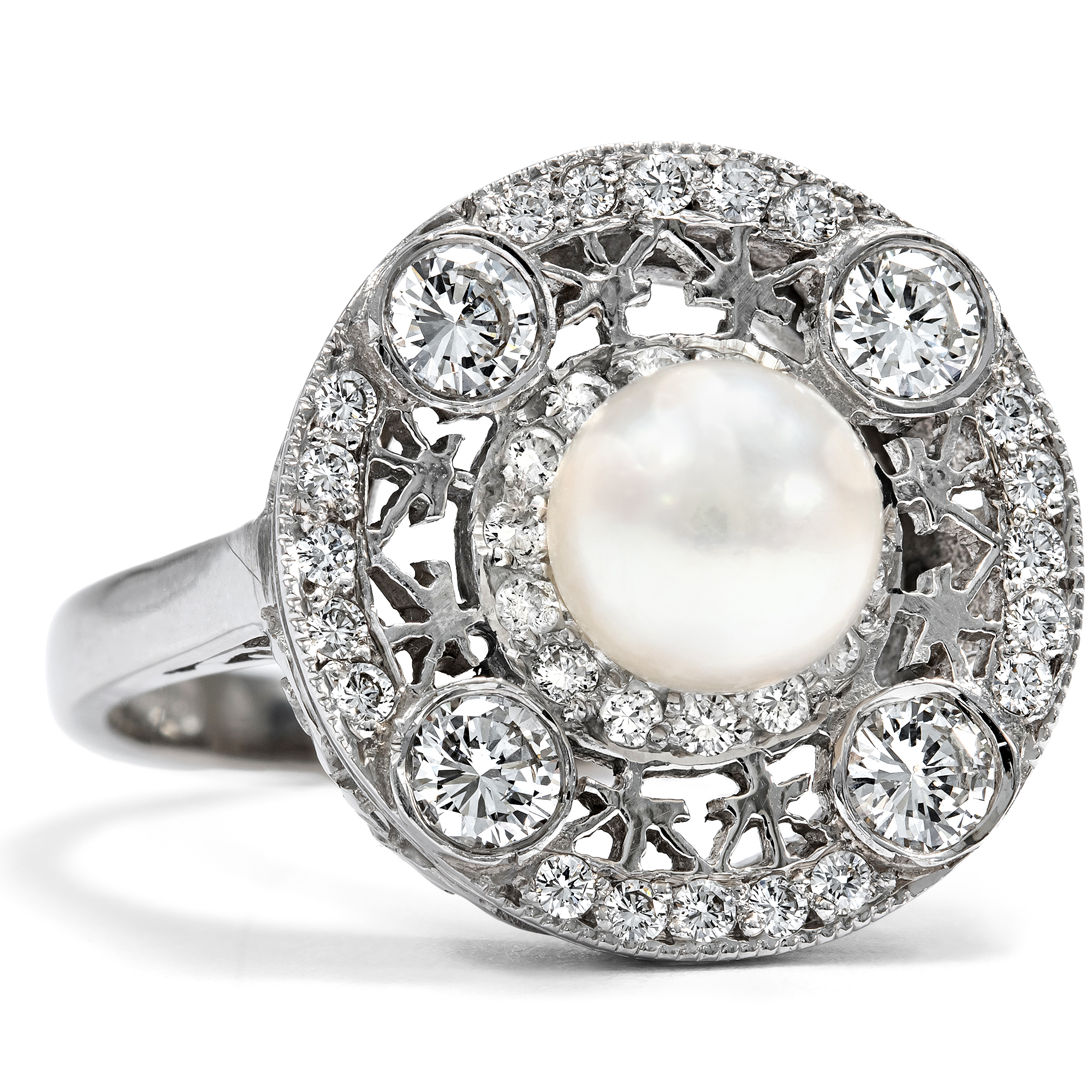 Vintage Target Ring with Pearl and Diamonds in White Gold, London 1986