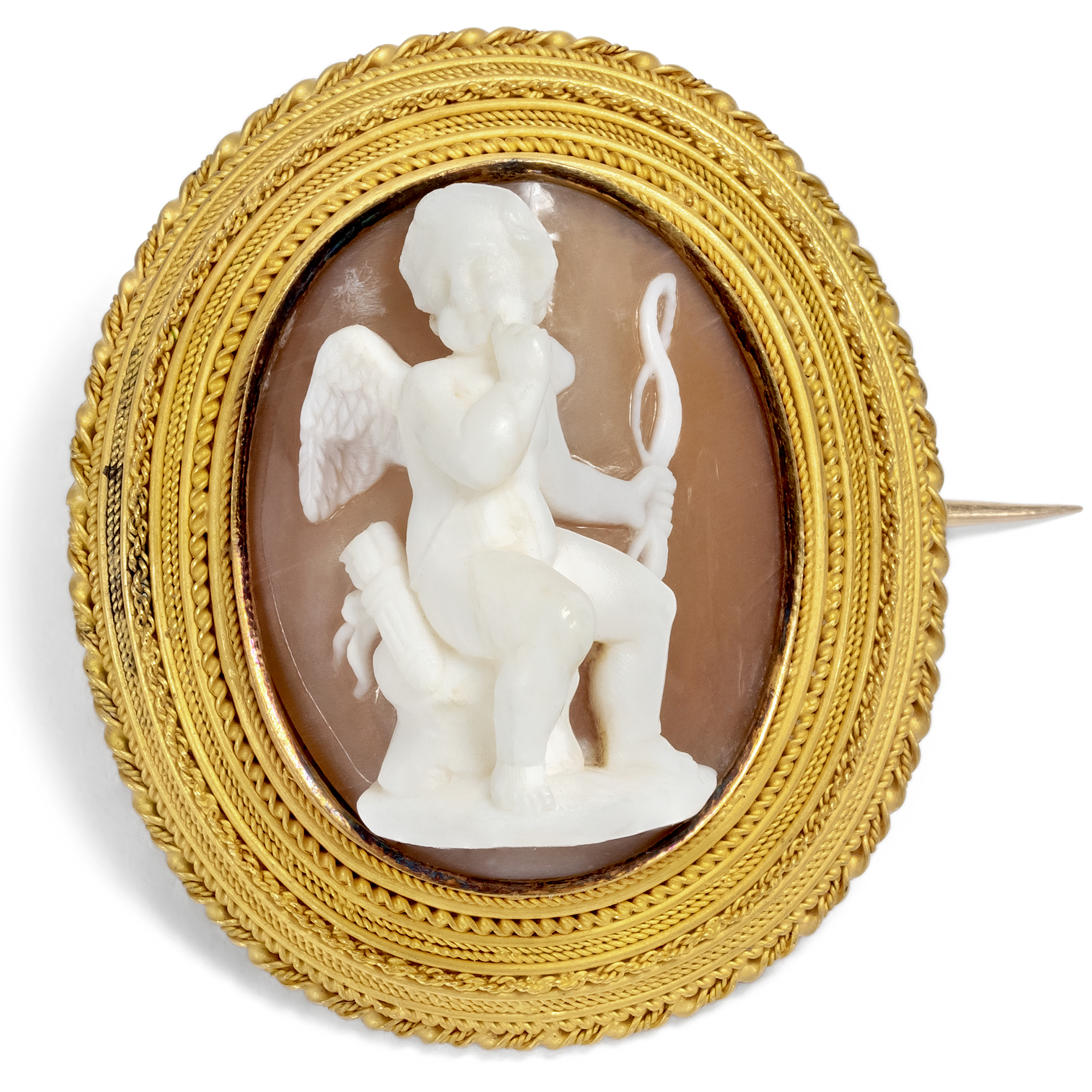 Viktorianische Goldbrosche mit Muschelgemme des Amor, um 1865 Viktorianische Goldbrosche mit Muschelgemme des Amor, um 1865