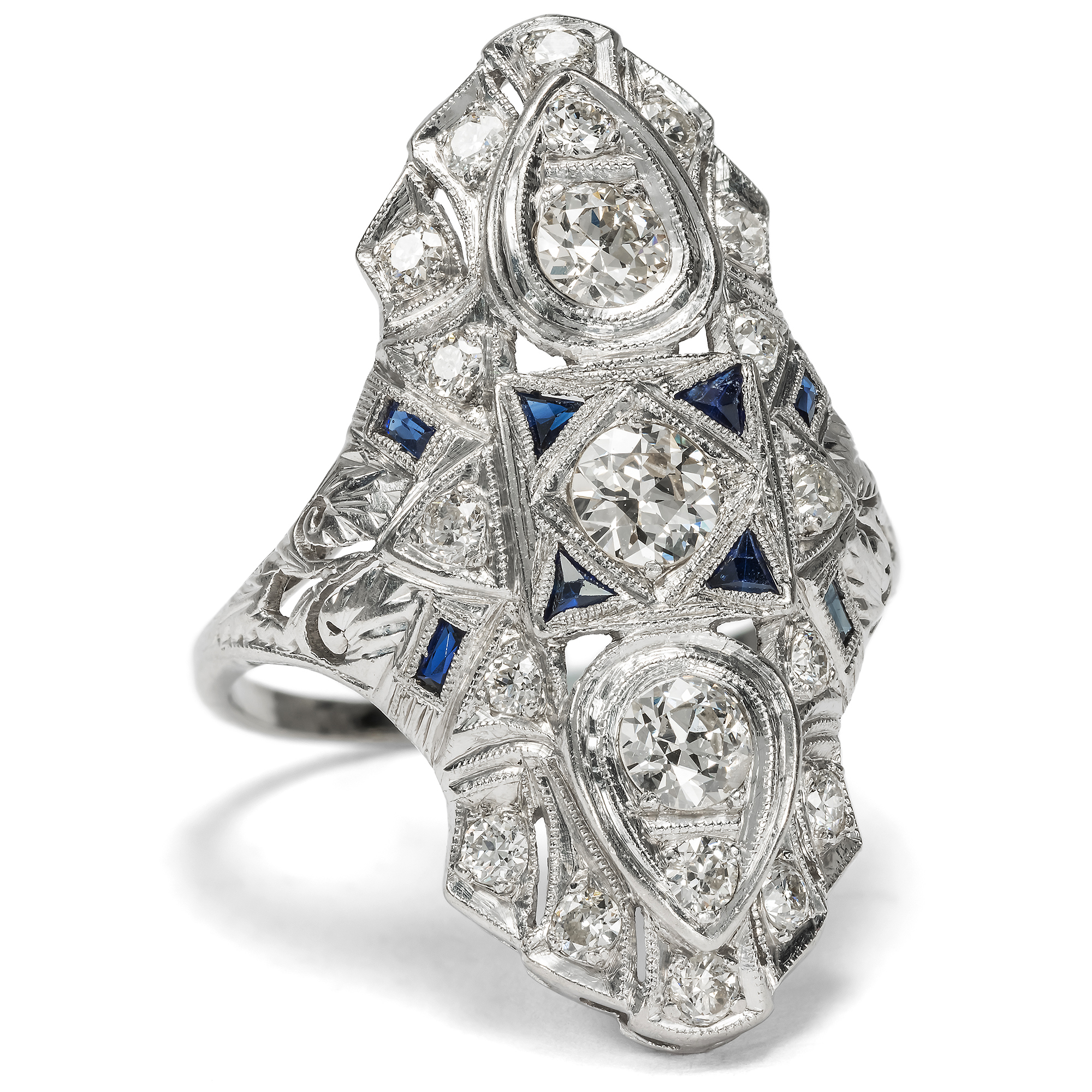 Exquisite Art Déco Ring with Diamonds in Platinum, USA c. 1930