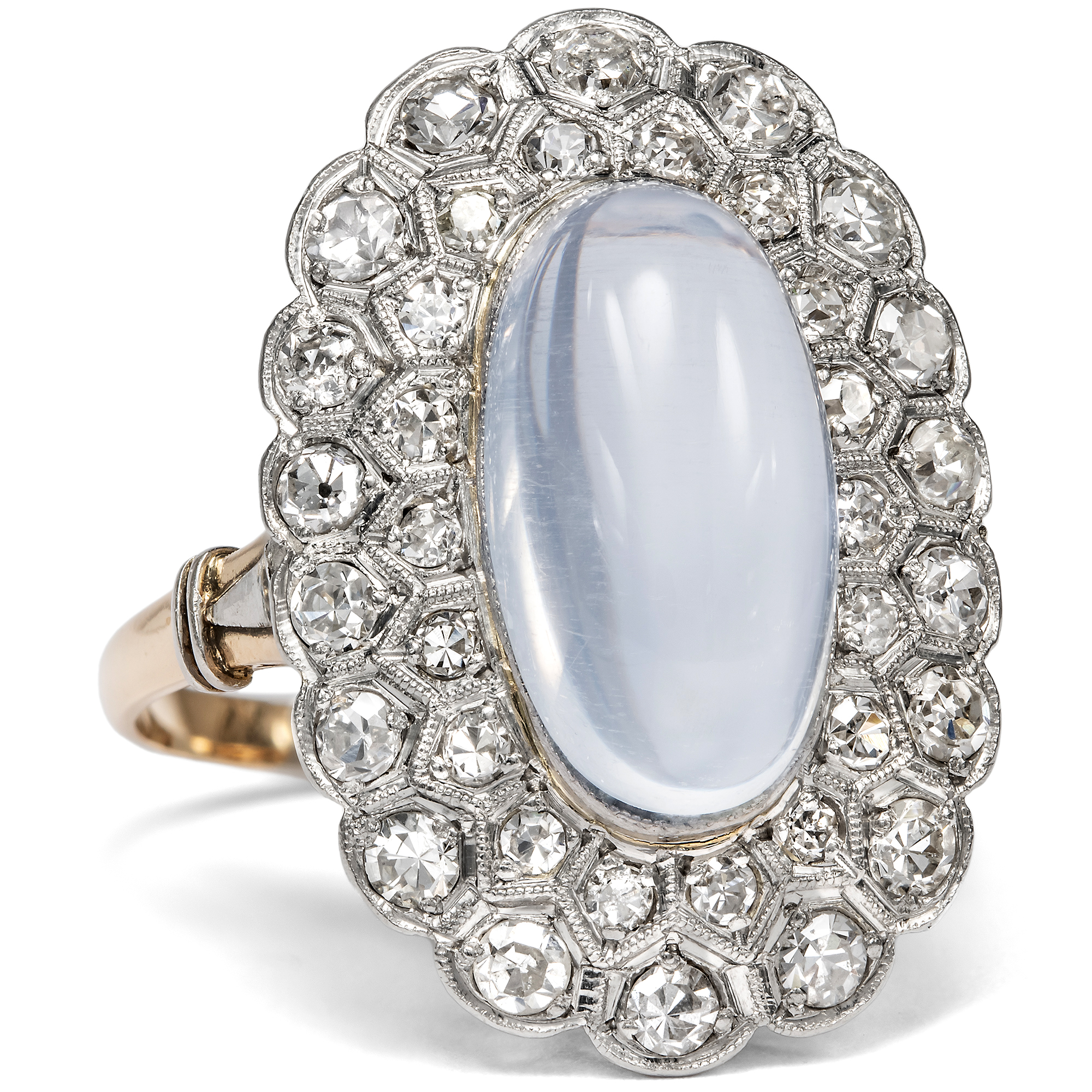 Großer antiker Ring mit Mondstein & Diamanten in Platin & Gold, um 1910 & später Großer antiker Ring mit Mondstein & Diamanten in Platin & Gold, um 1910 & später
