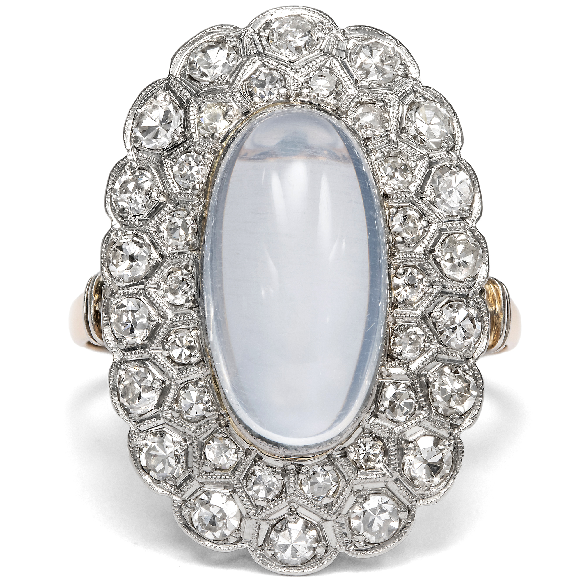 Großer antiker Ring mit Mondstein & Diamanten in Platin & Gold, um 1910 & später Großer antiker Ring mit Mondstein & Diamanten in Platin & Gold, um 1910 & später
